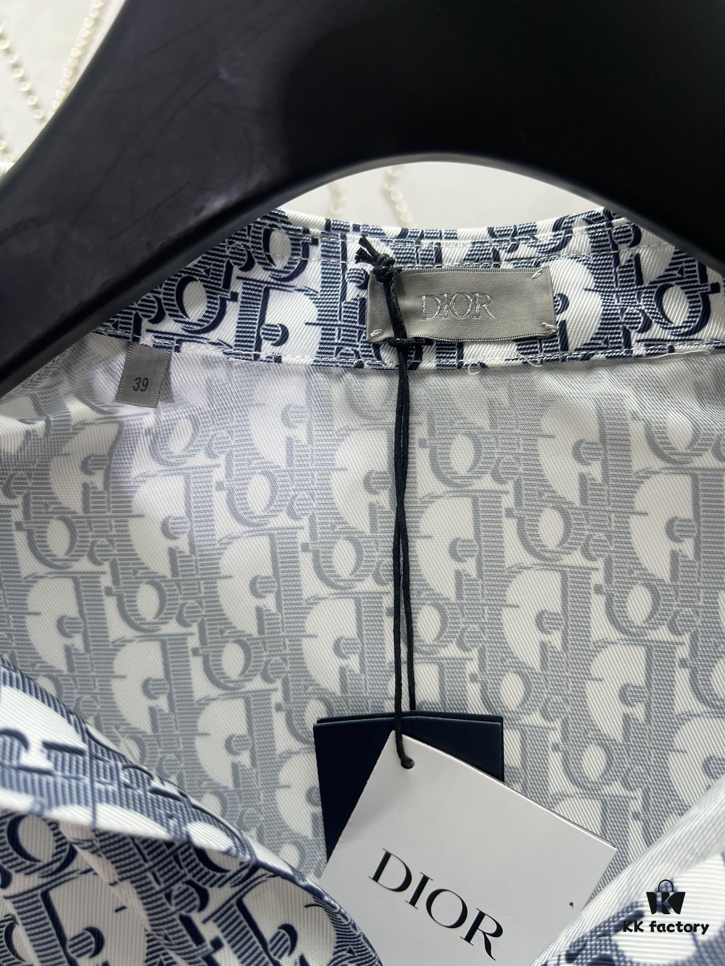 6931a05cccd8ab3d7af9422f Dior 25SS New Arrival Outerwear Shirt Featuring the Iconic Oblique Print