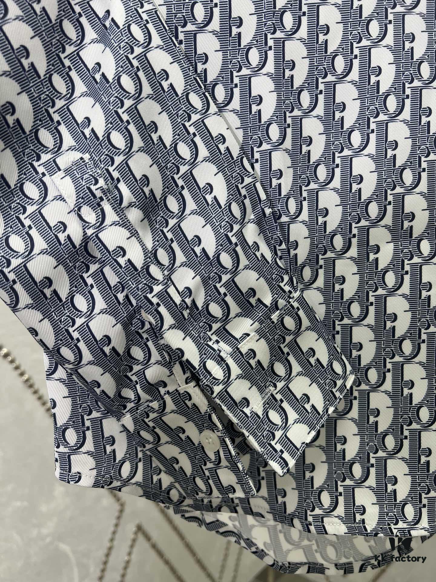 6931a05cccd8ab3d7af94230 Dior 25SS New Arrival Outerwear Shirt Featuring the Iconic Oblique Print