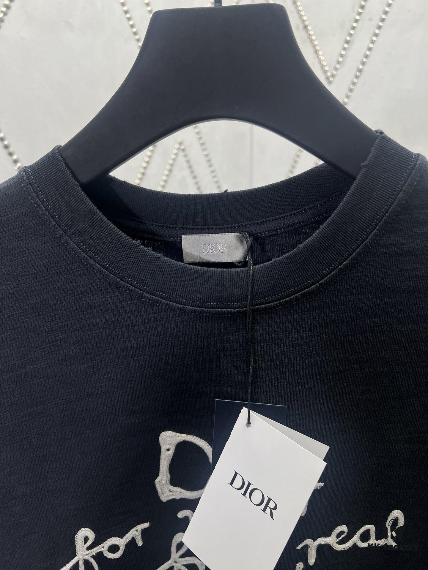 6931a05fccd8ab3d7af94267 Dior 25SS New Arrival T-Shirt from the Dior and Hylton Nel Collaboration Collection Features 'Dior For My Real Friends' Logo
