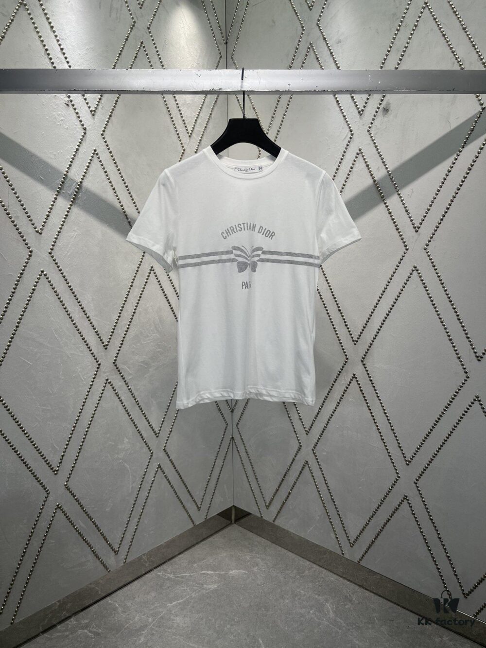 6931a061ccd8ab3d7af9428c Dior Spring/Summer 2025 Basic T-Shirt with Classic Print Design