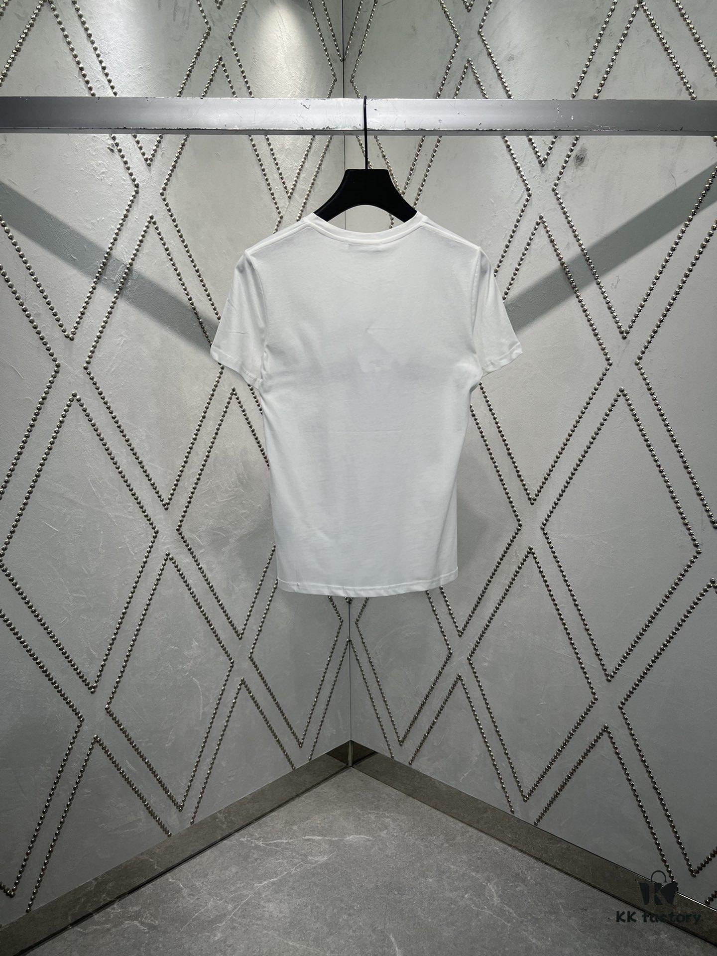 6931a061ccd8ab3d7af9428d Dior Spring/Summer 2025 Basic T-Shirt with Classic Print Design