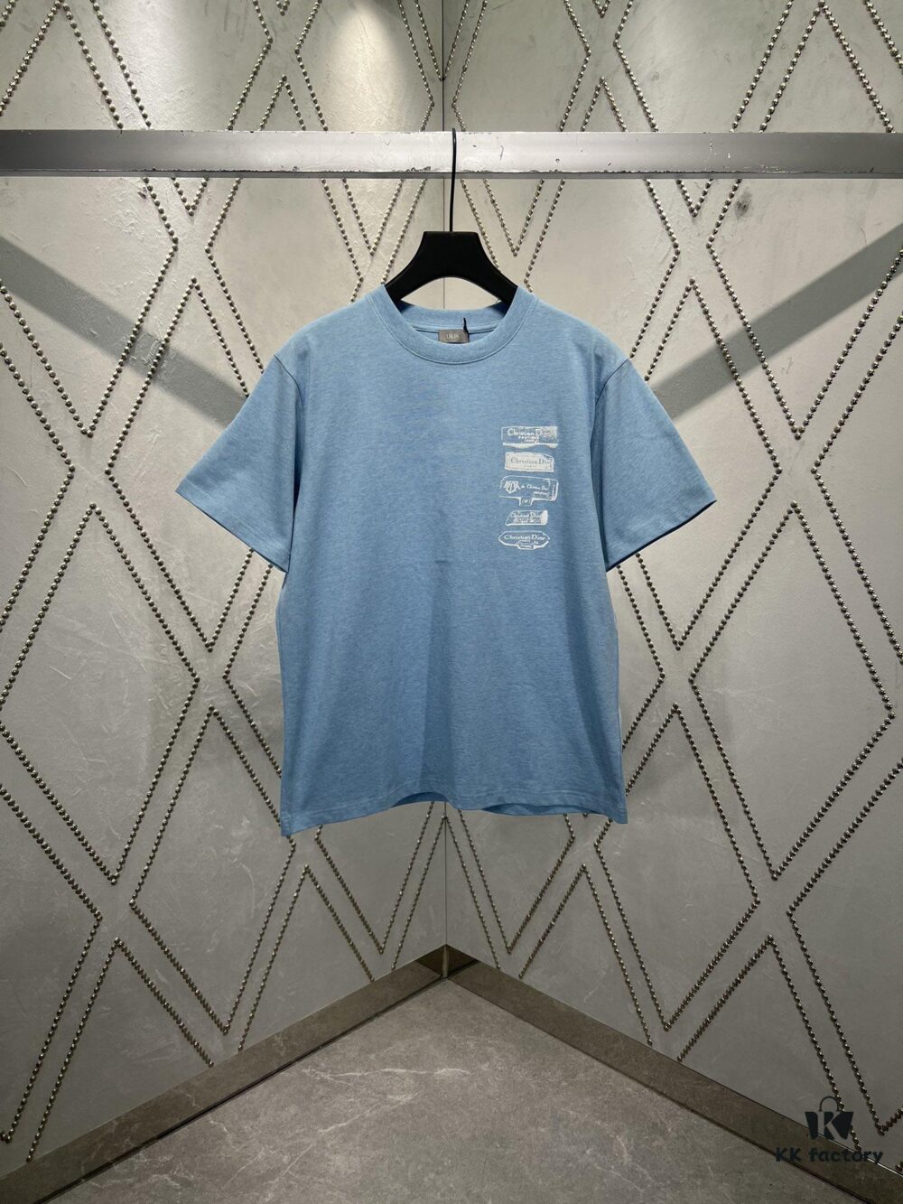 6931a062ccd8ab3d7af942a0 Dior 25SS New Arrival T-Shirt with Dior Archives Labels