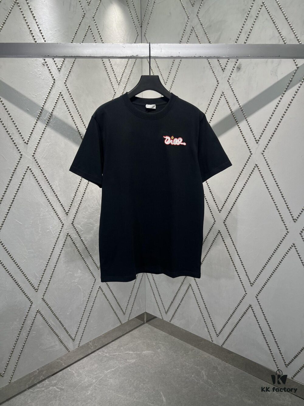 6931a063ccd8ab3d7af942b4 Dior 25SS Spring Collection Limited Edition Snake Year Embroidered Letter Short Sleeve T-Shirt Unisex