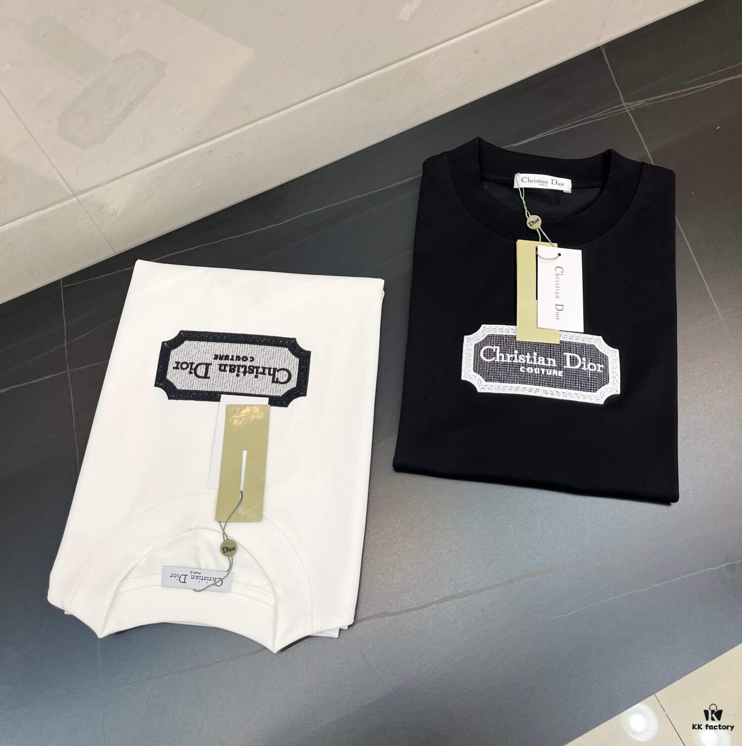 6931a065ccd8ab3d7af942e1 DIOR New Classic Embroidered Short Sleeve T-Shirt