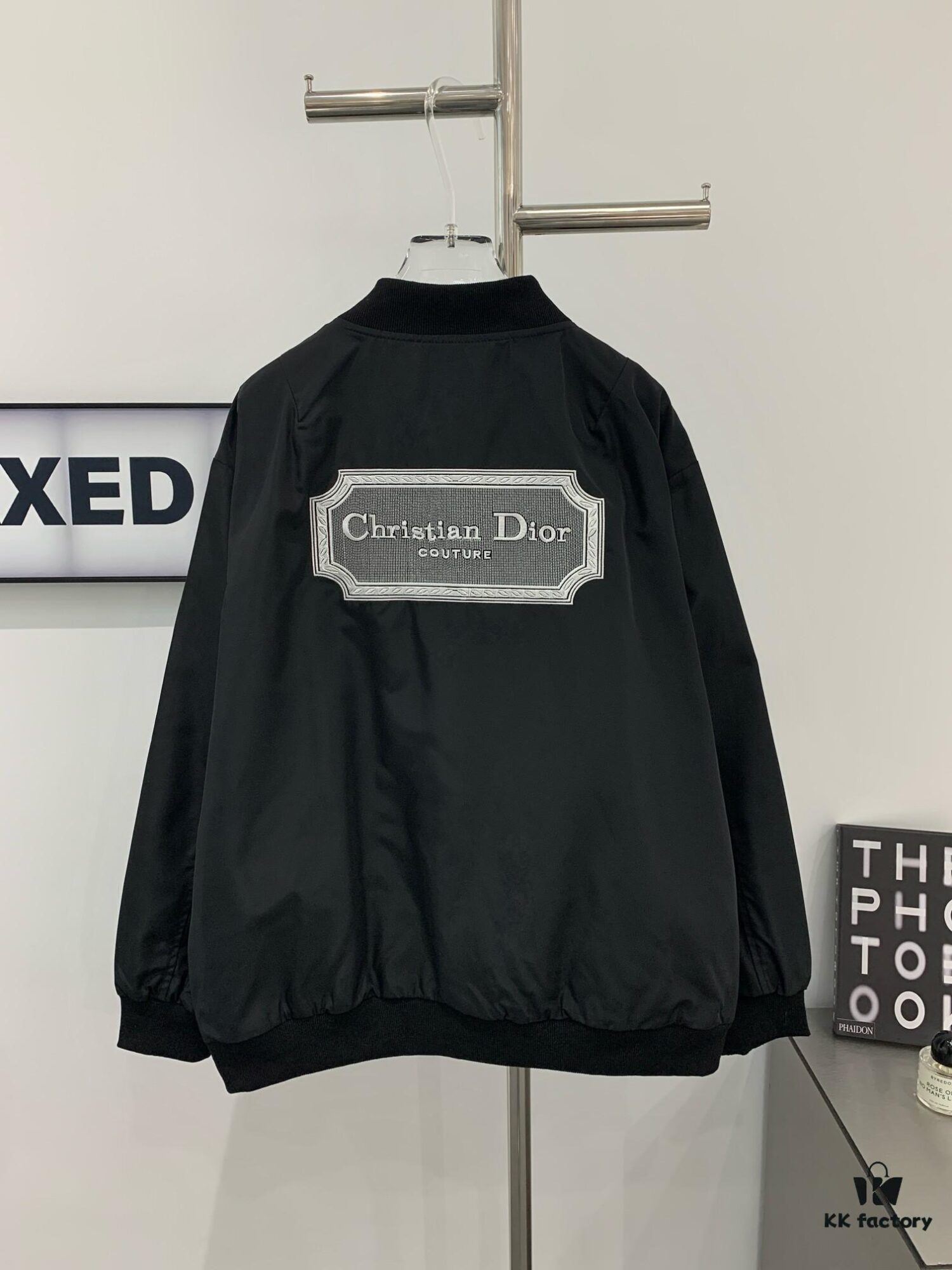 6931a06eccd8ab3d7af9438d New Dior CD2024SS Embroidered Back Pilot Jacket in Black - Unisex Flat Embroidery Craftsmanship