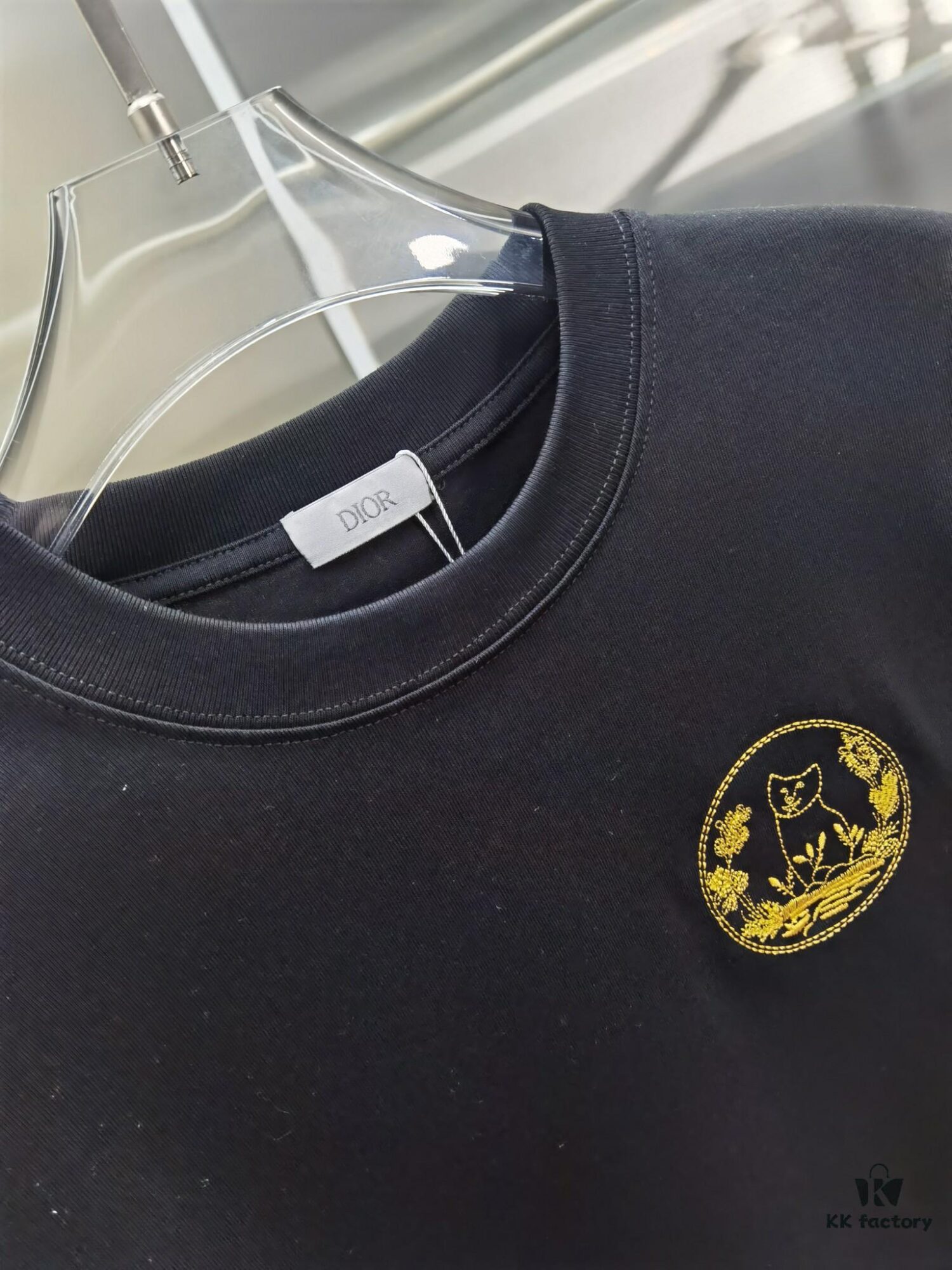 Dior D'Or (Top-tier Embroidered Version, Different from Standard Stock) Short Sleeve T-Shirt