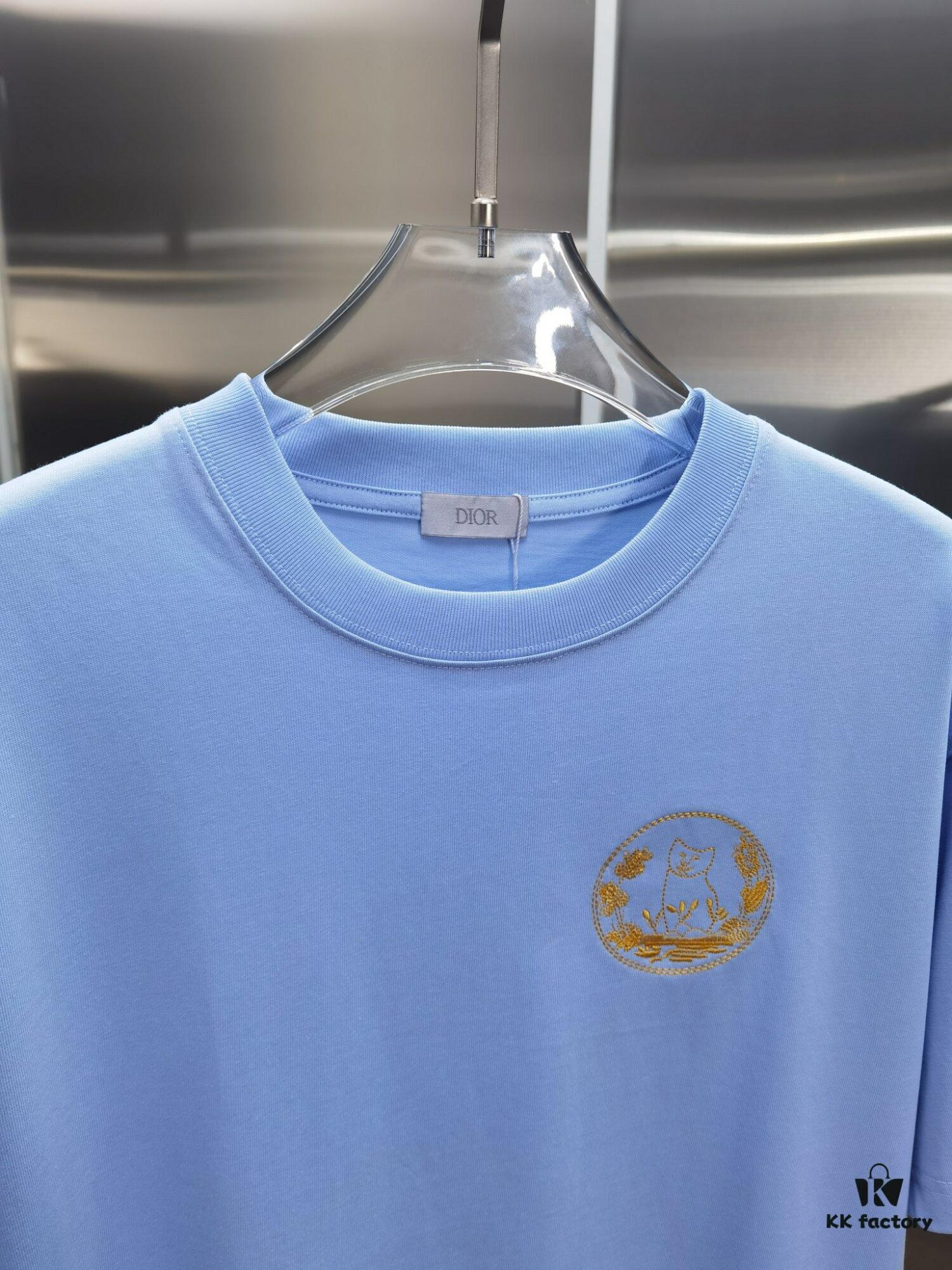6931a077ccd8ab3d7af94443 Dior D'OR (Embroidered Top-tier Version, Different from Regular Stock) Short Sleeve T-Shirt