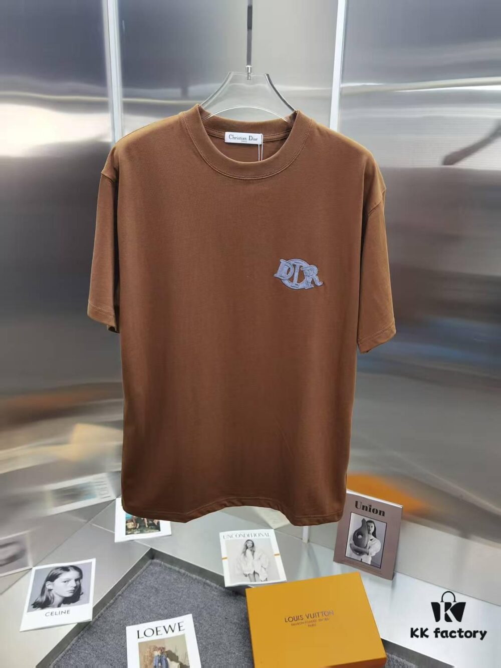 6931a078ccd8ab3d7af9444c Dior D'Or (Embroidered Premium Version, Different from Standard Stock) Short Sleeve T-Shirt