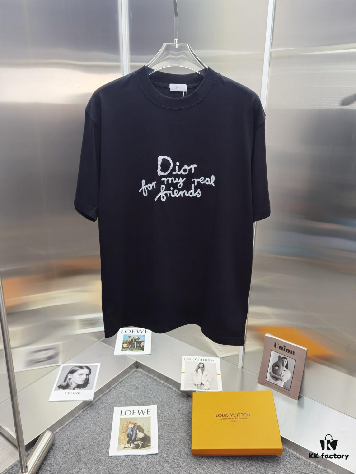 6931a079ccd8ab3d7af9445f Dior D'Or (Embroidered Top-tier Version, Distinct from Standard Stock) Short Sleeve T-Shirt, 300g Double-combed 100% Cotton, 320g Selanur 1x1 Ribbing, Embroidery Logo Craftsmanship, Unisex Design