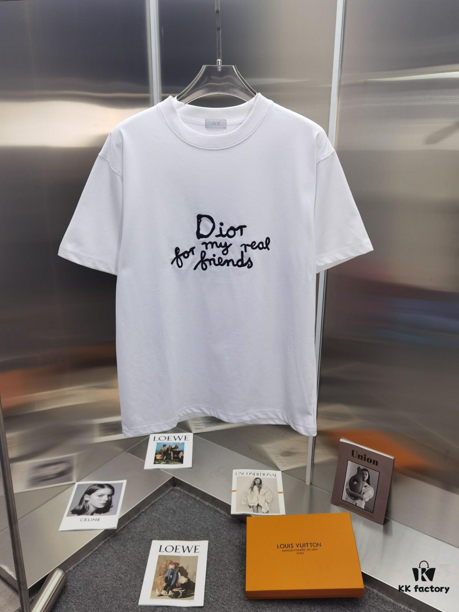 6931a07accd8ab3d7af9446f Dior D'OR (Embroidered Top-tier Version, Different from Standard Stock) Short Sleeve T-Shirt