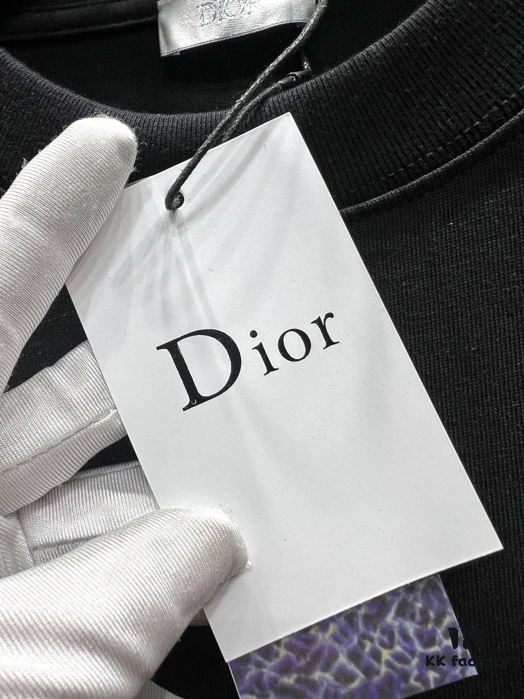 6931a07dccd8ab3d7af944ad Dior Hand-Signed 'Dior for My Real Friends' Graphic Short-Sleeve T-Shirt