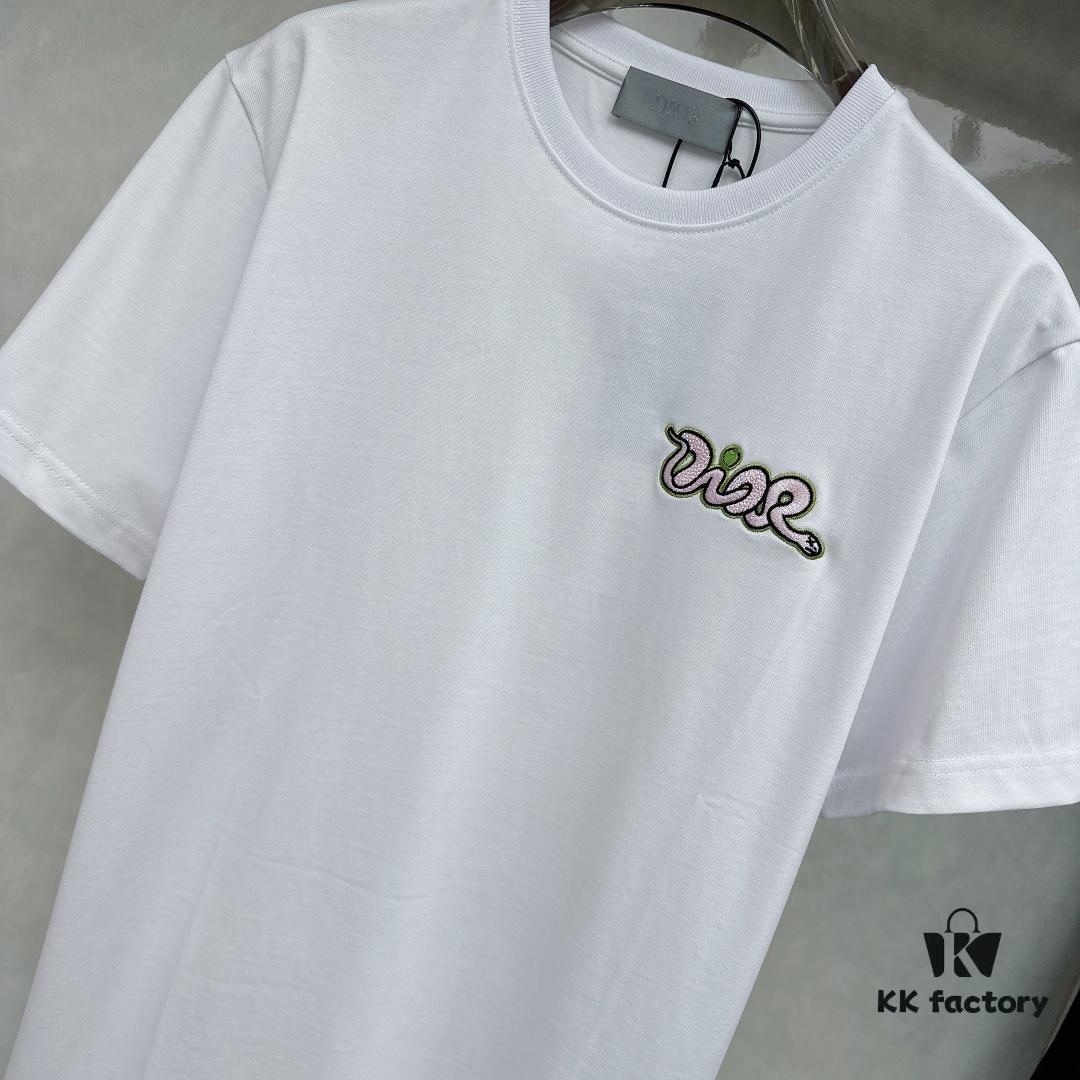 6931a07eccd8ab3d7af944d1 DIOR Snake Embroidery Design Cotton Woven Shirt