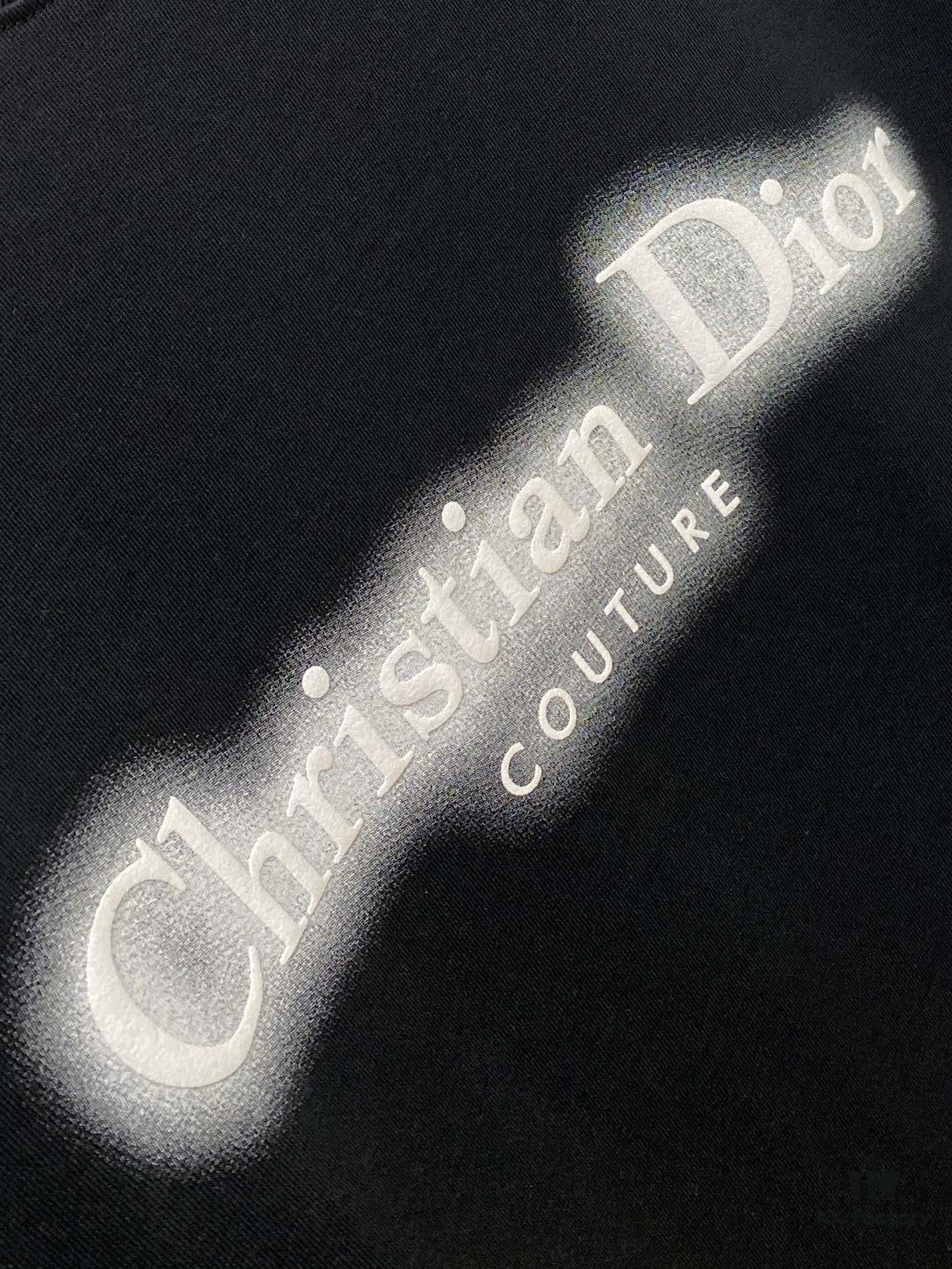 6931a080ccd8ab3d7af944eb Dior 2025 Latest Short Sleeve T-Shirt, Stylish and Modern with Premium Chest Print Logo, Minimalist and Versatile Design