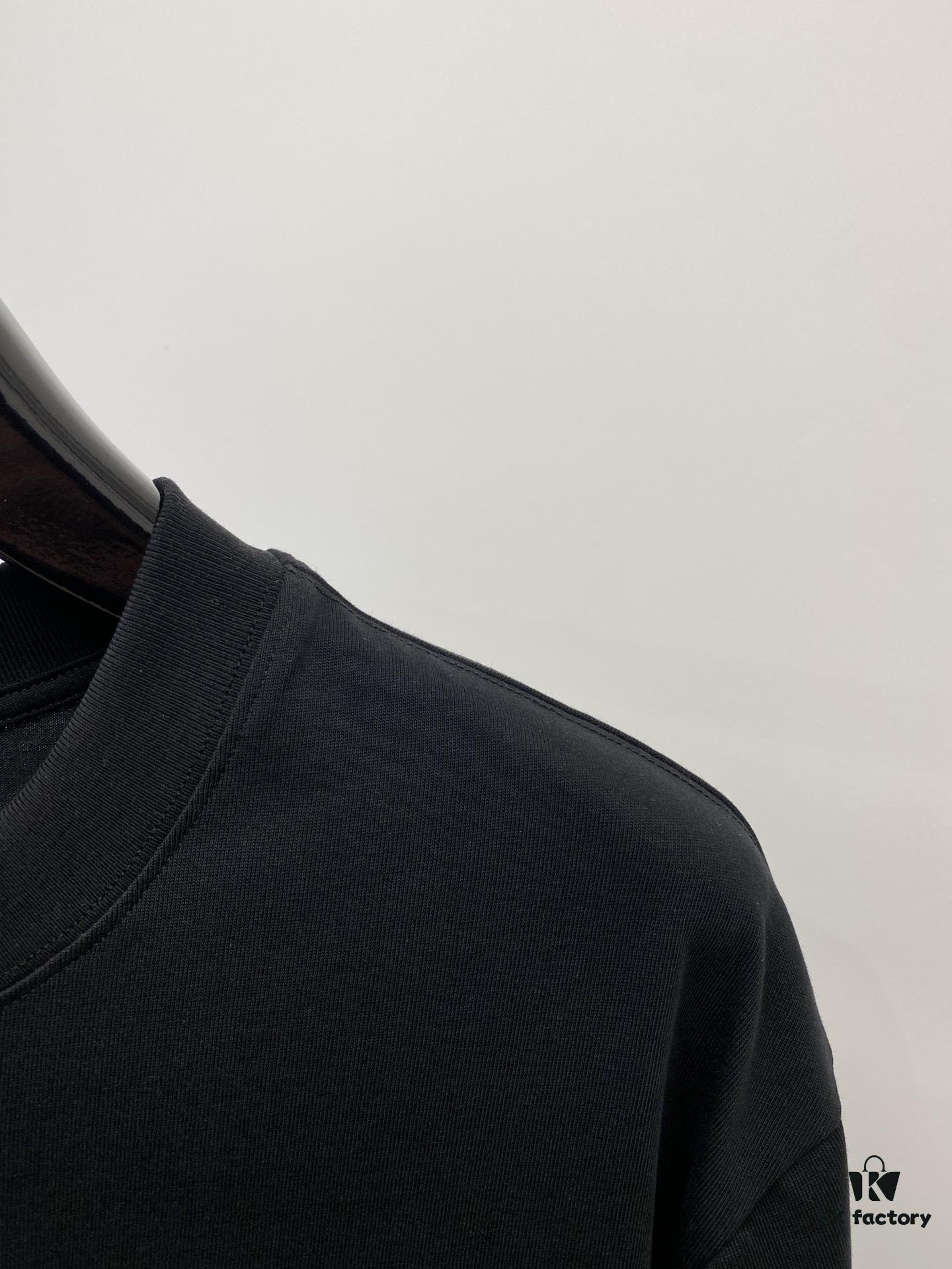 6931a081ccd8ab3d7af94504 Dior 2025 Latest Short Sleeve T-Shirt, Stylish and Fashionable with Exquisite Embroidered Logo on Chest, Minimalist and Versatile Design