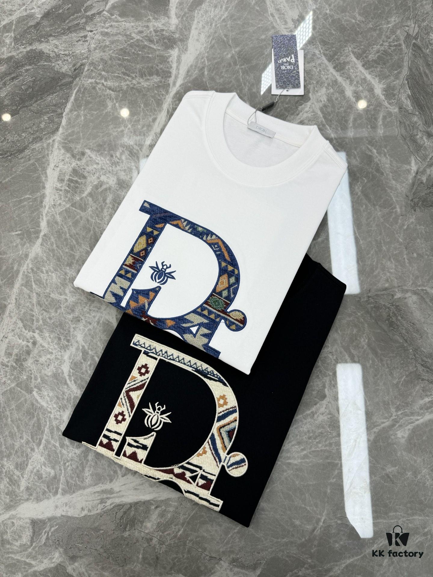 6931a08bccd8ab3d7af945da DIO*R Dior 25S New Arrival Unisex Round Neck T-Shirt with 3D Embroidery
