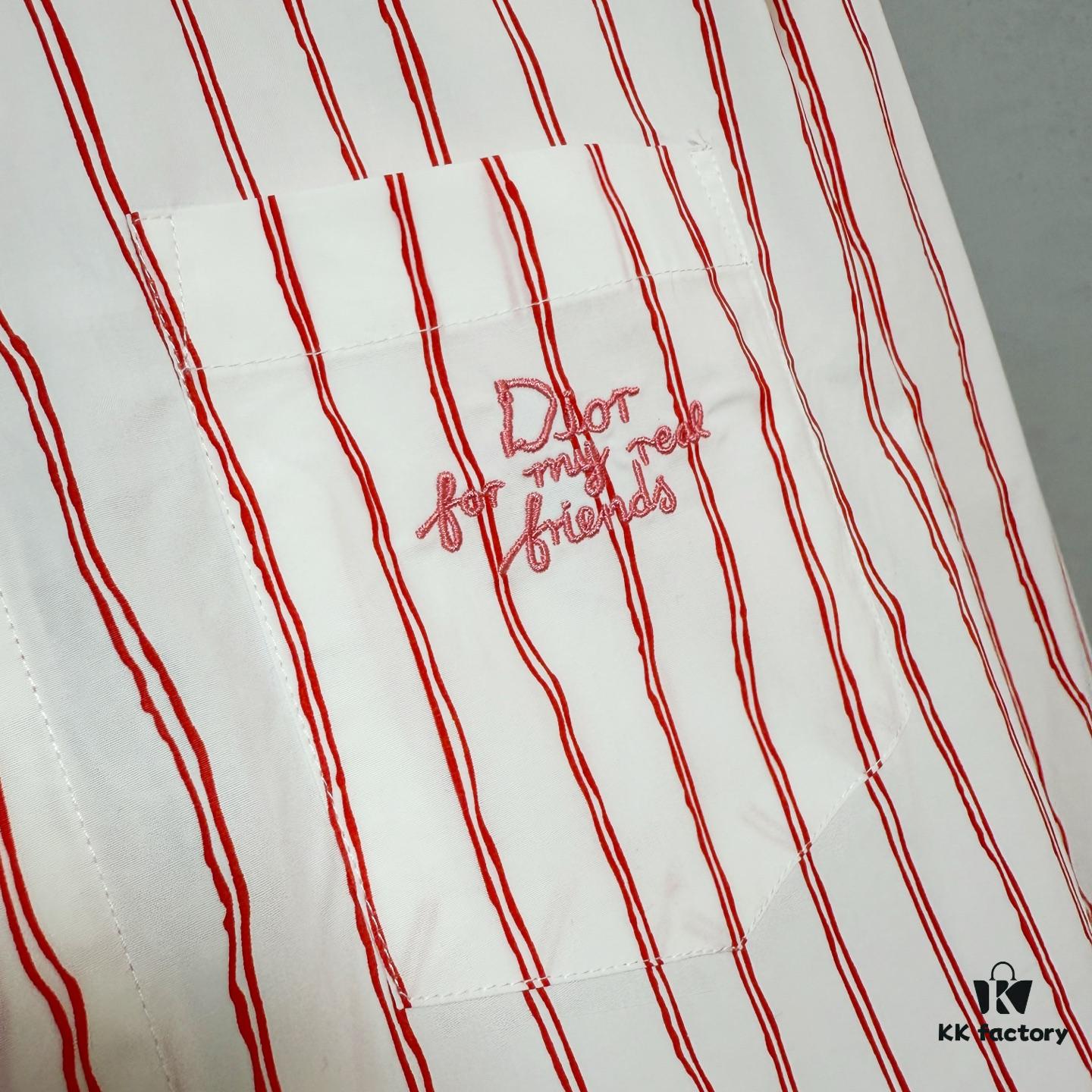 6931a08fccd8ab3d7af94605 Dior 25ss New Arrival Shirt Combines Modern Elegance with Traditional Aesthetics. Crafted from White Cotton Poplin, Featuring Pink Stripe Pattern and the 'Dior For My Real Friends' Logo from the DIOR AND HYLTON NEL Collaboration Series. Includes a Patch Pocket on the Chest and Hidden Button Closure for a Refined Look. Ideal for Everyday Wear.