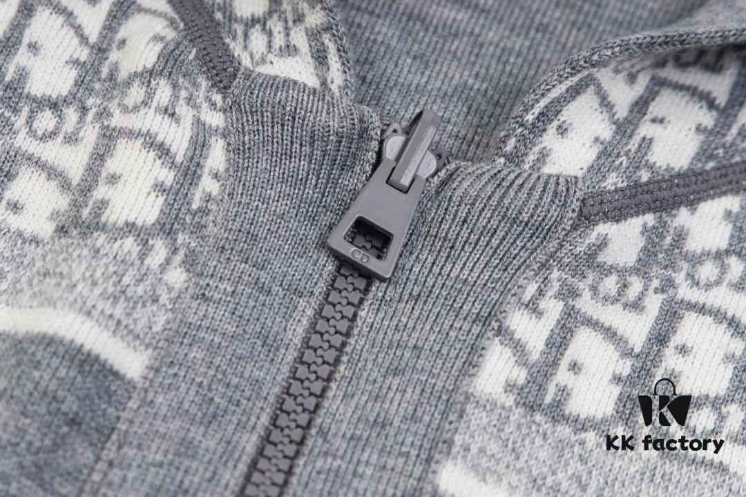 6931a09eccd8ab3d7af94736 DIOR Logo-Knit Reversible Cashmere Blend Coat