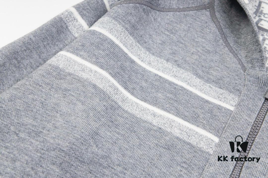 6931a09eccd8ab3d7af9473a DIOR Logo-Knit Reversible Cashmere Blend Coat