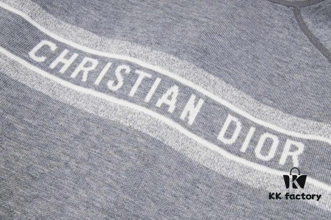 6931a09eccd8ab3d7af9473d DIOR Logo-Knit Reversible Cashmere Blend Coat
