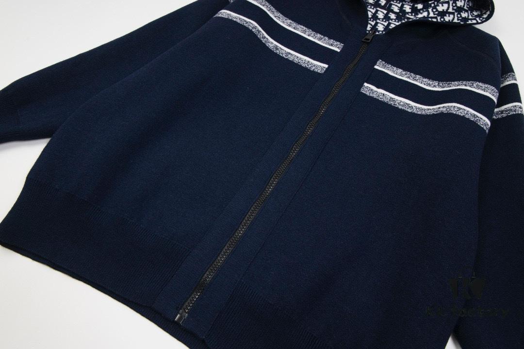 6931a0a0ccd8ab3d7af9475e DIOR Knit Coat with Reversible Cashmere and Logo Pattern