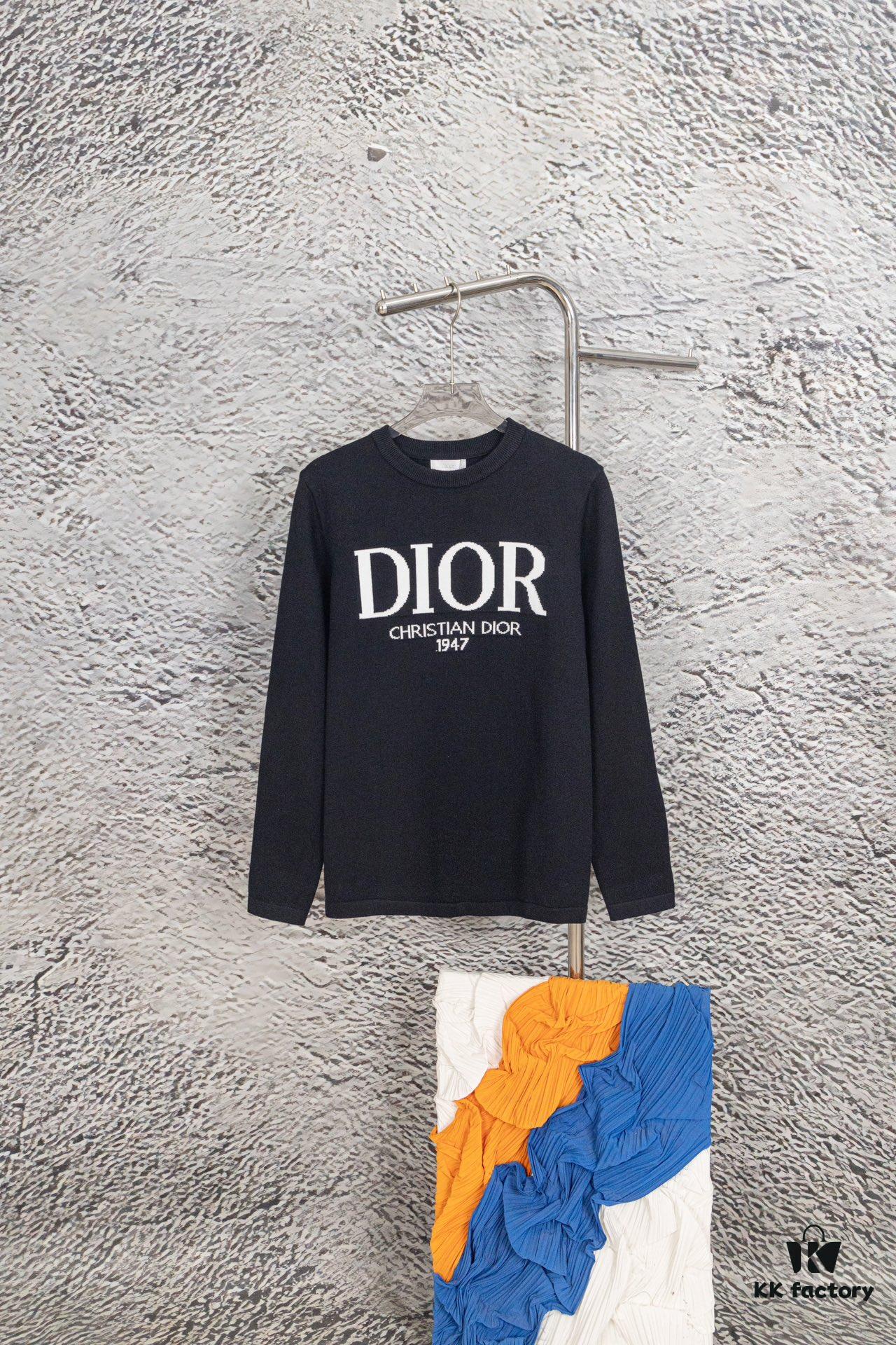 6931a0a0ccd8ab3d7af9476a DIOR Autumn/Winter New Arrival Crew Neck Sweater with Chest Letter Jacquard Pattern, Unisex Stylish Casual Wear