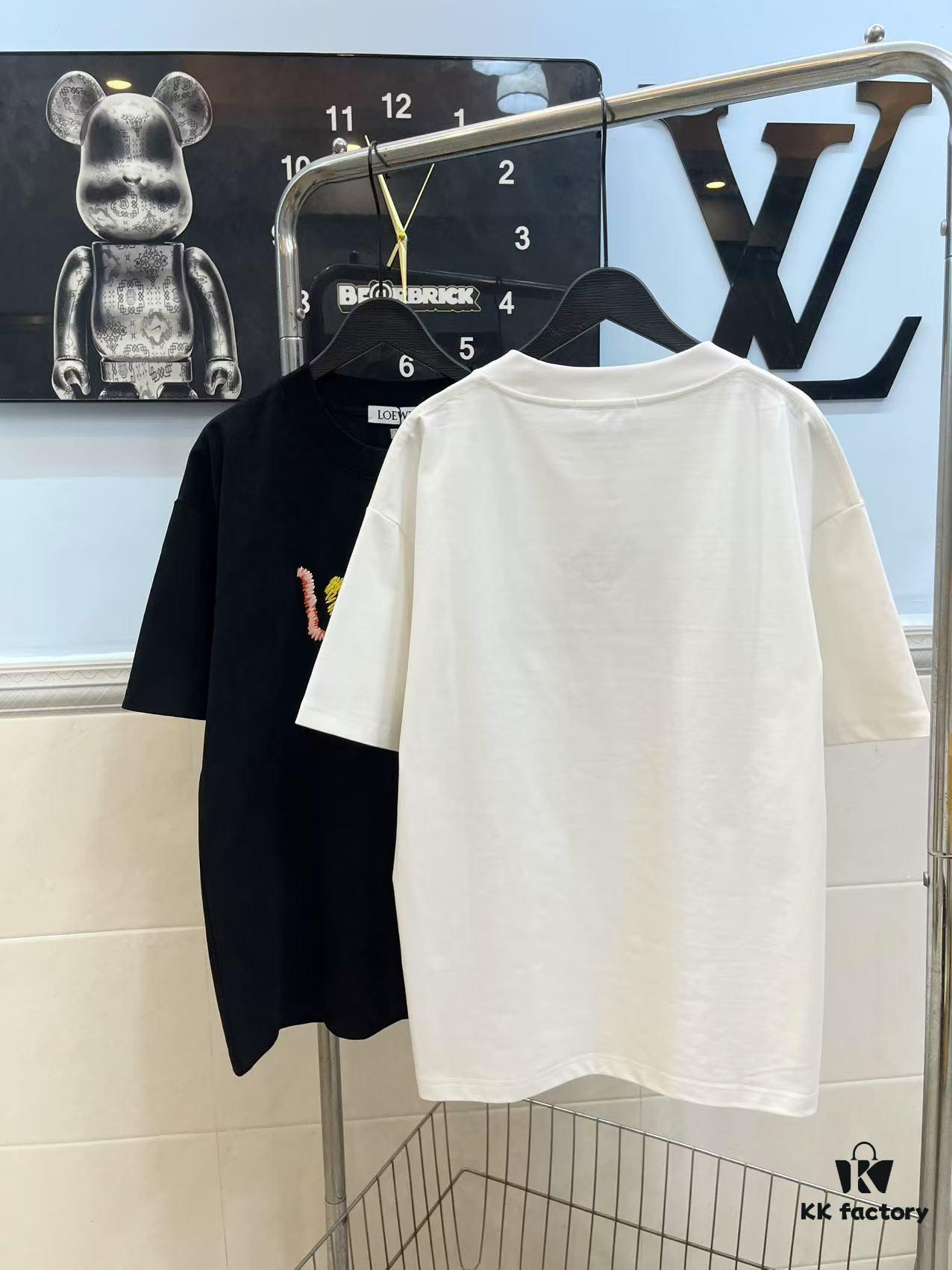 6931a0a4ccd8ab3d7af947b4 LOEWE New Arrival Towel Embroidery T-Shirt, High-Quality 280g Double-Yarn Cotton Fabric, Soft and Comfortable Wear, Heavyweight Smooth Cotton Washed Feel, Premium Front Letter Towel Embroidery with Special Craftsmanship, Custom Dyeing, Full Branding, Not Ordinary Market Version