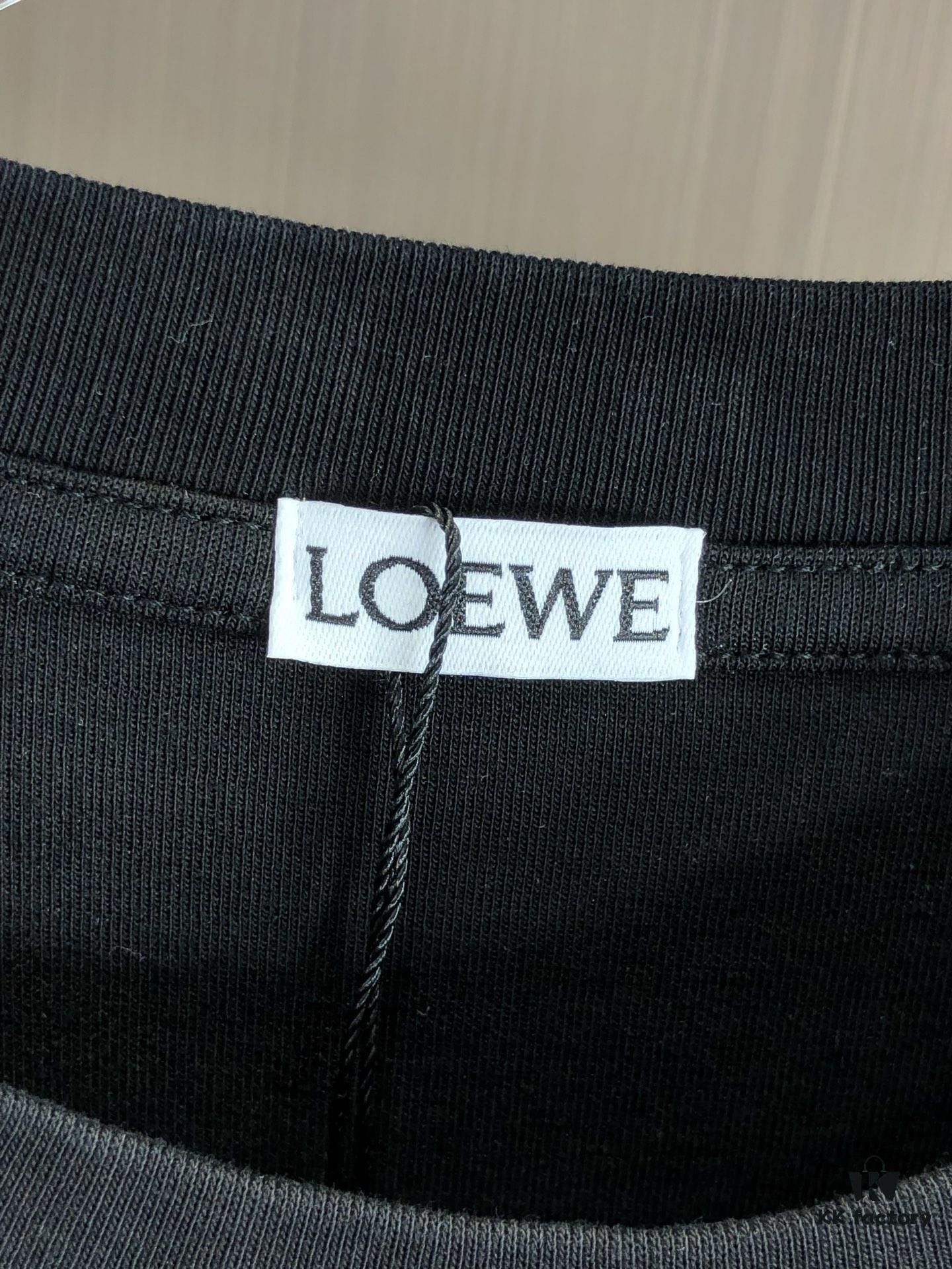 6931a0a4ccd8ab3d7af947bf LOEWE 2025 Spring/Summer New Arrival Round Neck Short Sleeve T-Shirt with Laser-Burned Floral Print Effect, Made from 320g Double-Yarn Combed Cotton Fabric, Slightly Loose Fit, Soft and Substantial Fabric Texture, Unisex Design