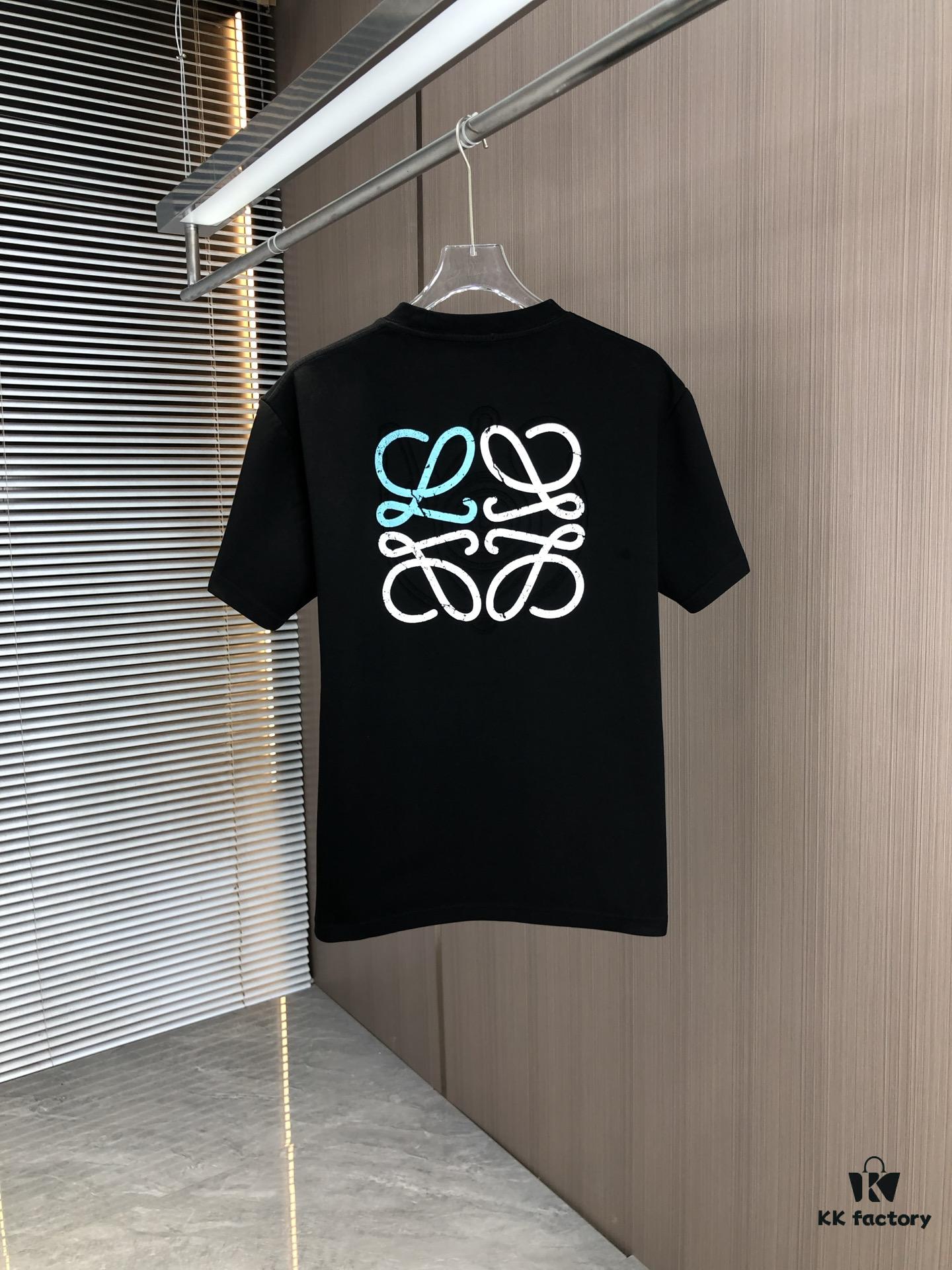 6931a0a4ccd8ab3d7af947c2 LOEWE 2025 Spring/Summer New Arrival Round Neck Short Sleeve T-Shirt with Laser-Burned Floral Print Effect, Made from 320g Double-Yarn Combed Cotton Fabric, Slightly Loose Fit, Soft and Substantial Fabric Texture, Unisex Design