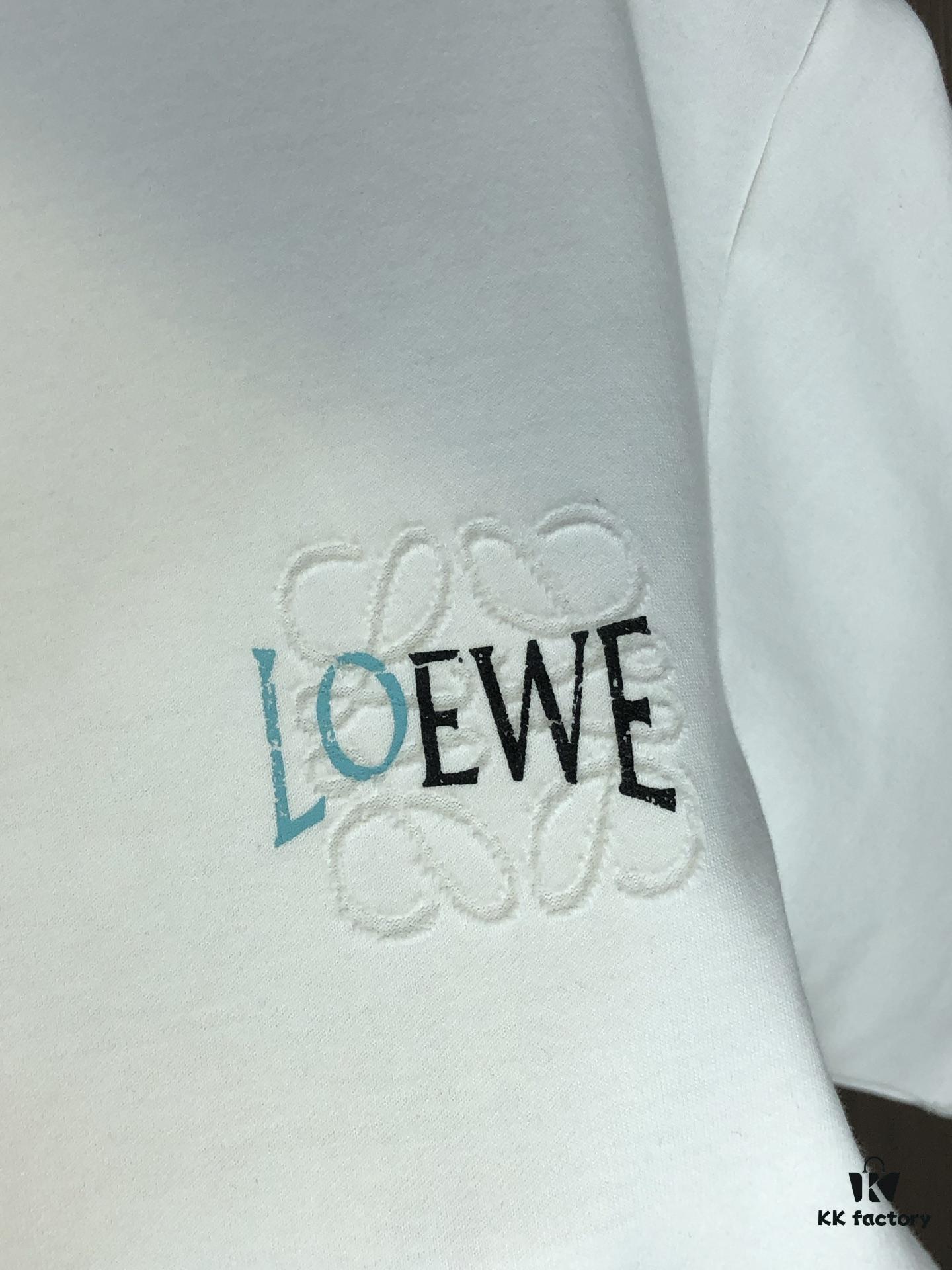 6931a0a5ccd8ab3d7af947ca LOEW Loewe 2025 Spring/Summer New Arrival Round Neck Short Sleeve T-Shirt with Laser-Burned Floral Print Effect, Made from 320g Double-Yarn Combed Cotton Fabric, Slightly Relaxed Fit, Soft and Substantial Fabric Texture, Unisex Design