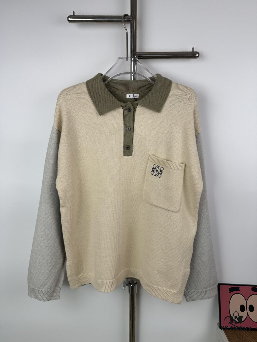 6931a0a7ccd8ab3d7af947f2 New Loewe Colorblock Embroidered Collar Preppy Polo Knit Cardigan with Side Slits