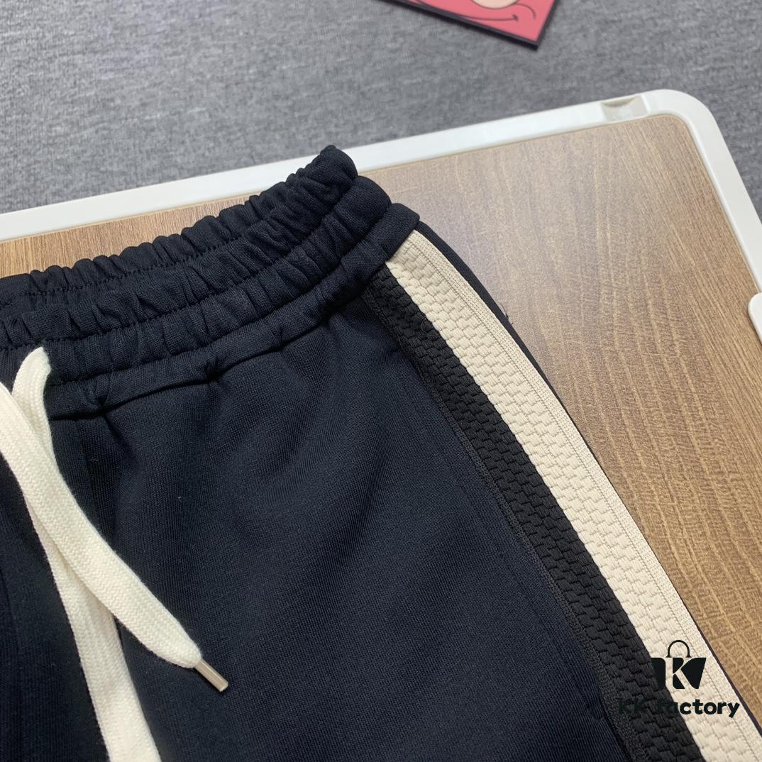 6931a0a8ccd8ab3d7af94800 New Arrival Loewe Logo Tape Straight-Fit Sweatpants, Synchronized with LOEWE Official Website ZP New Collection