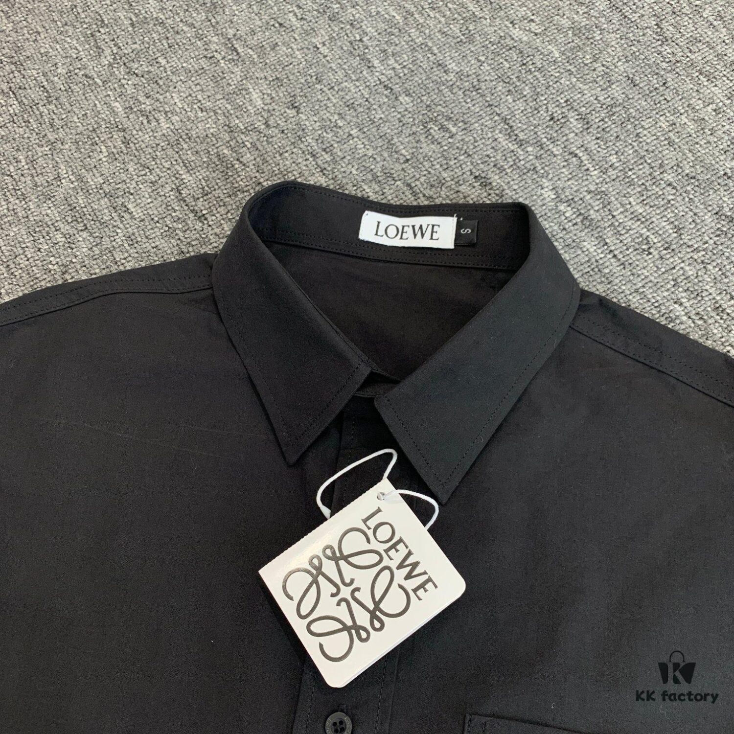6931a0aaccd8ab3d7af9482a New Loewe Fluorescent Pink Embroidered Logo Pocket Button Shirt