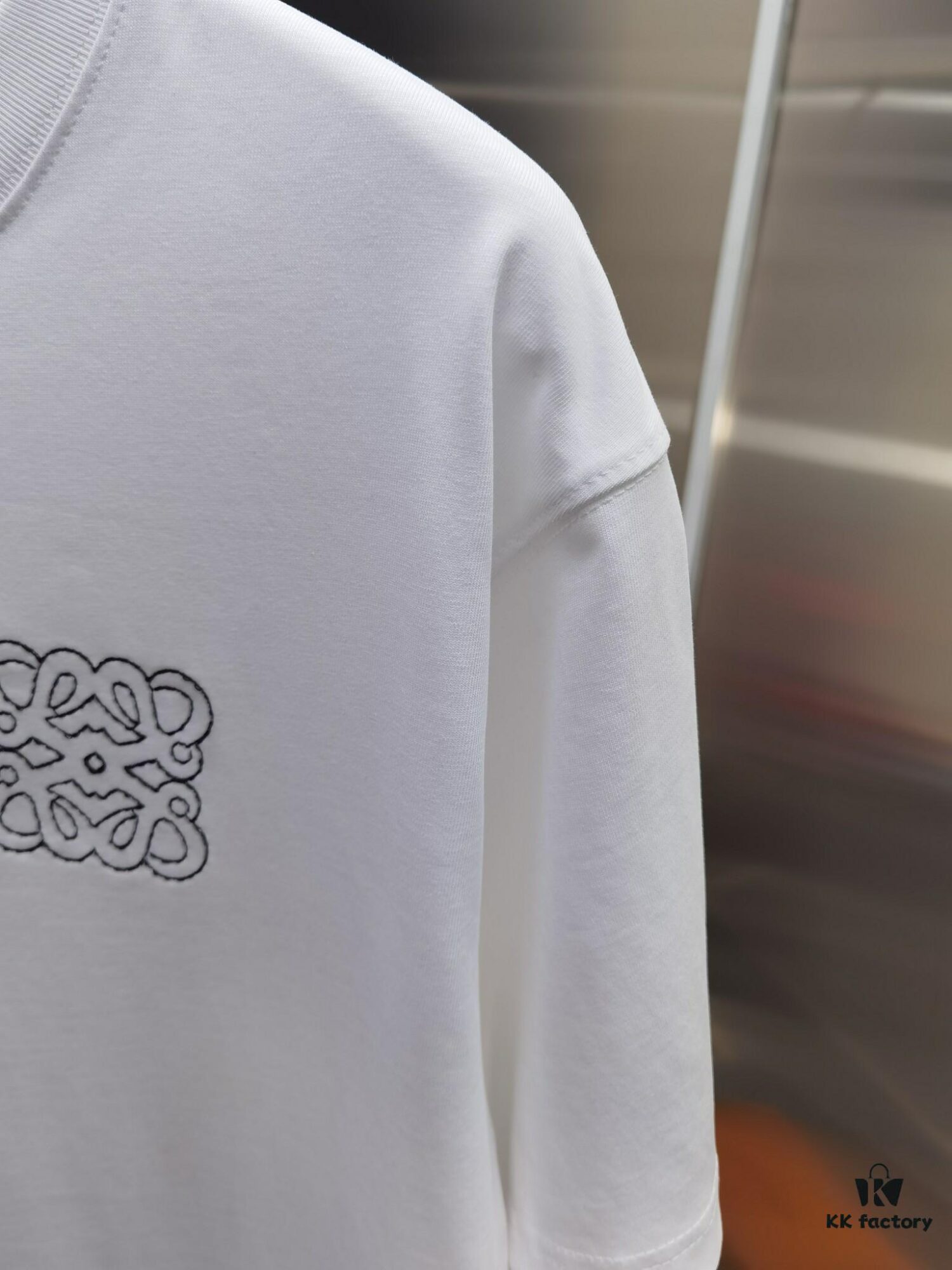 6931a0acccd8ab3d7af9485f Loewe Embroidered Short Sleeve T-Shirt (Top-tier Embroidery Version, Different from Standard Stock) Unisex 100% Cotton Heavyweight 300g Double-layer Fabric with 320g Sorona Ribbing