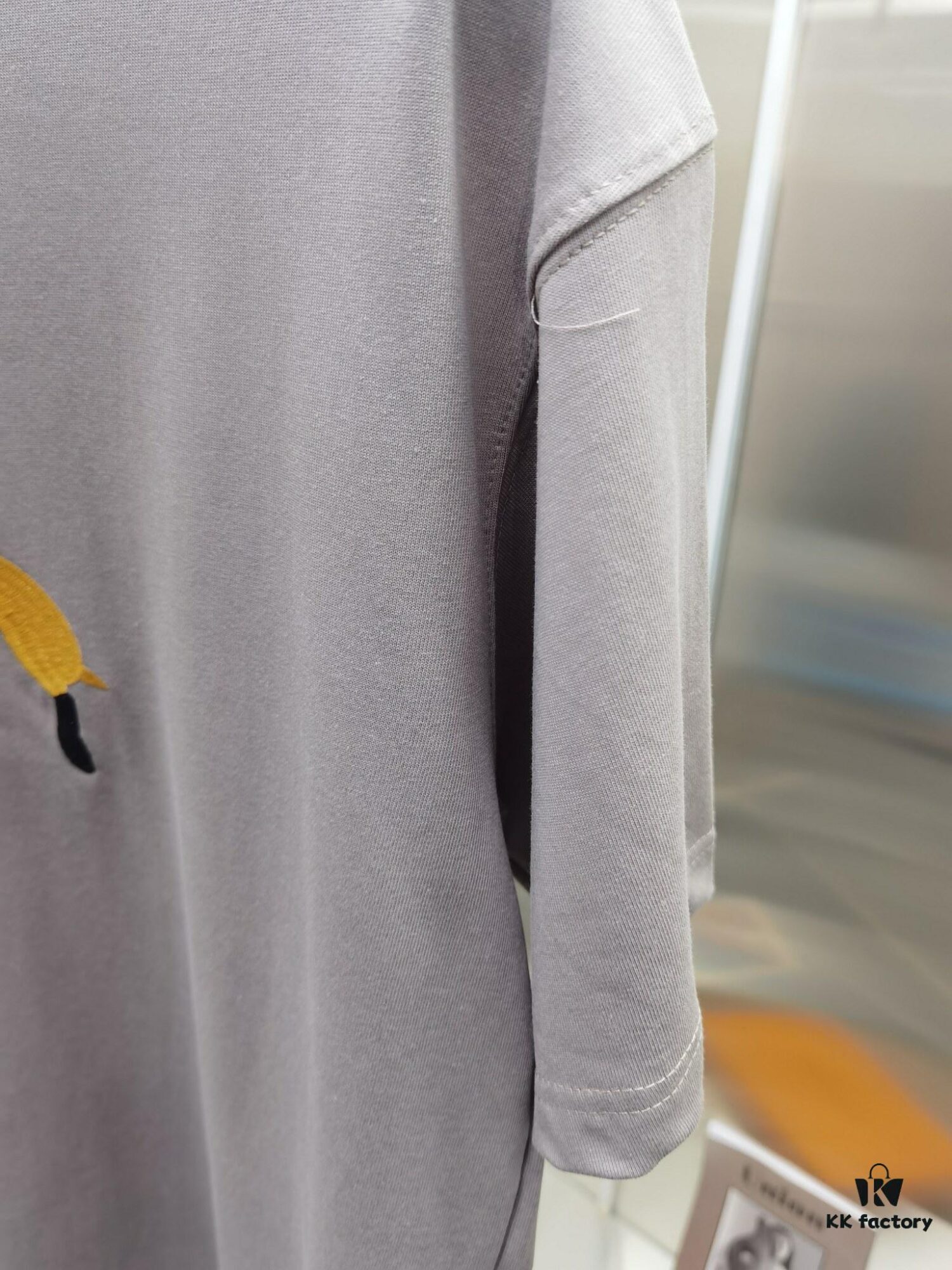6931a0adccd8ab3d7af94866 Loewe Embroidered Short Sleeve T-Shirt (Premium Version, Different from Standard Stock)
