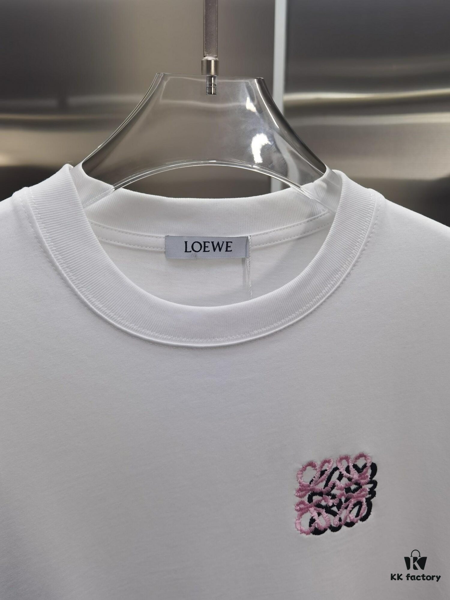 6931a0afccd8ab3d7af9488f Loewe Embroidered Short Sleeve T-Shirt (Top Quality Version, Distinct from Standard Stock)