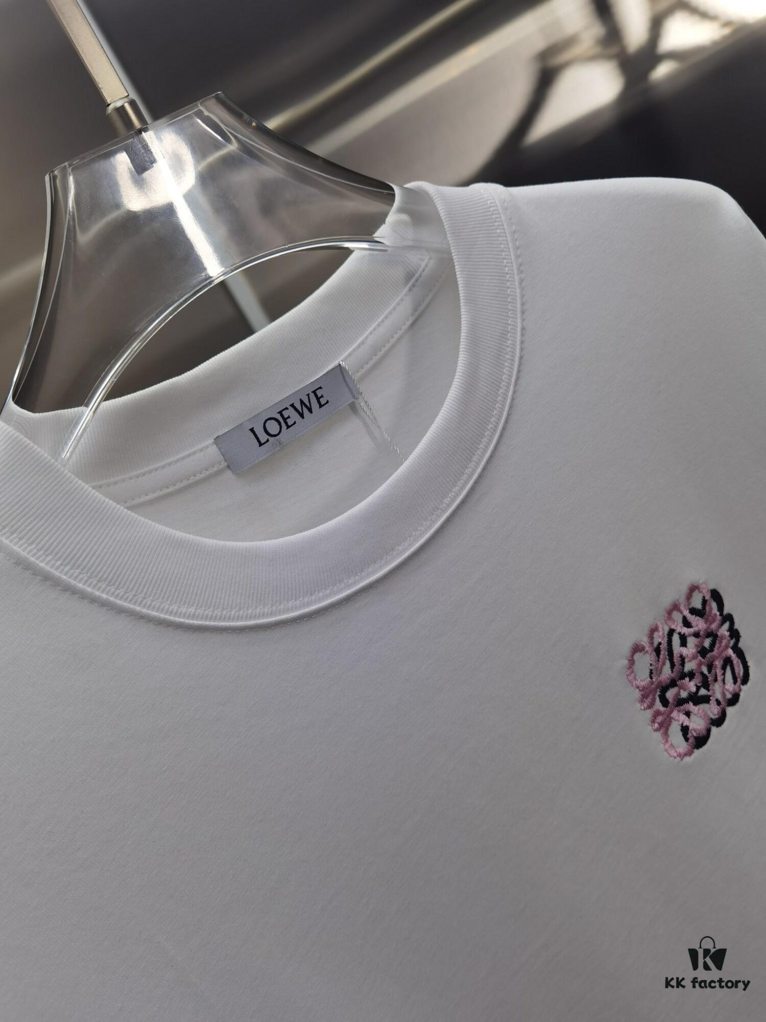 6931a0afccd8ab3d7af94890 Loewe Embroidered Short Sleeve T-Shirt (Top Quality Version, Distinct from Standard Stock)