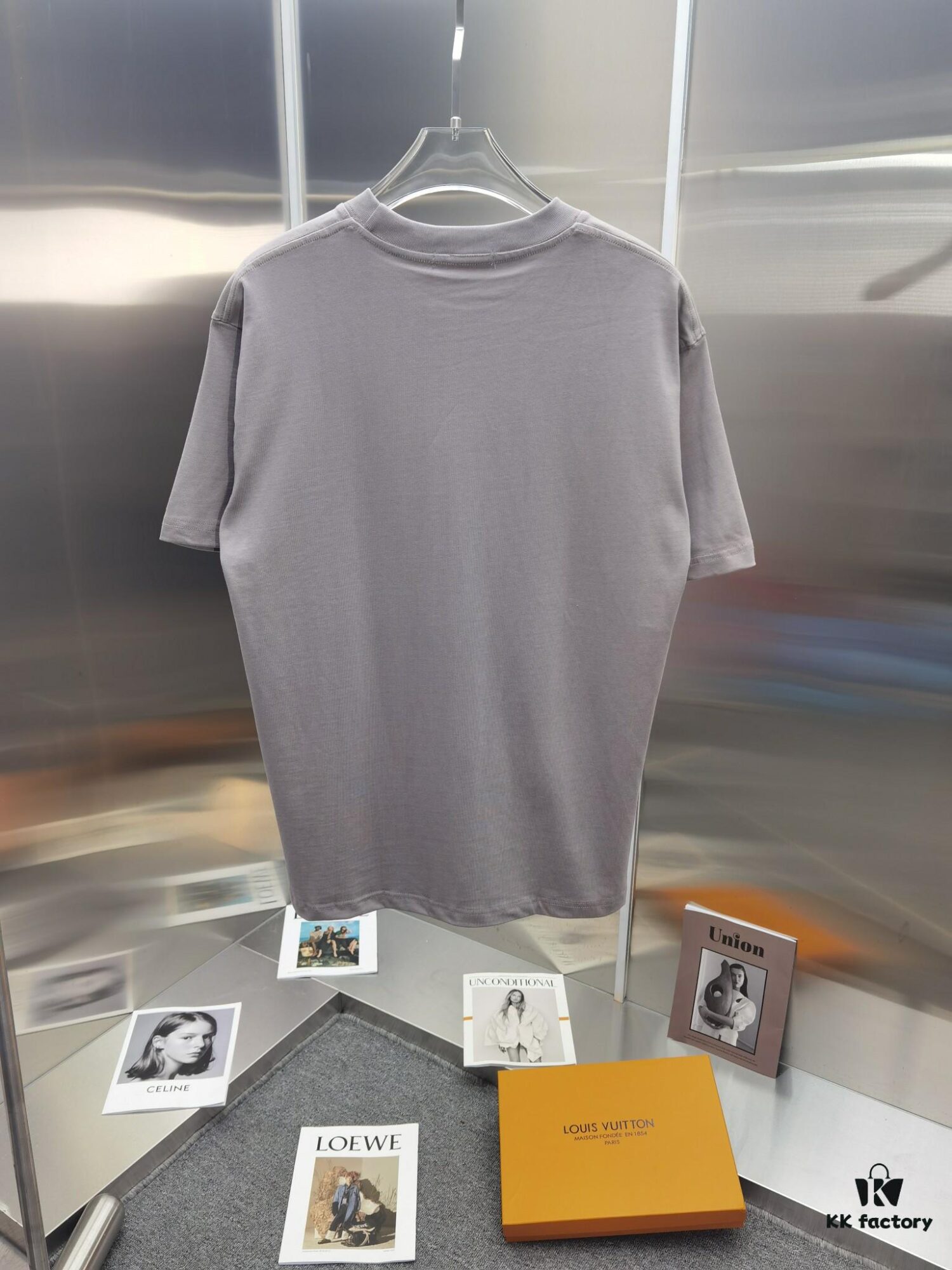 6931a0b0ccd8ab3d7af9489a Loewe Embroidered Short Sleeve T-Shirt (Premium Quality, Distinct from Standard Version)