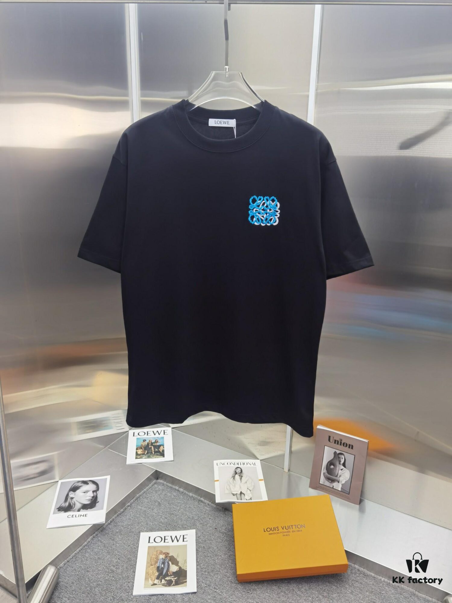 6931a0b0ccd8ab3d7af9489f Loewe-Inspired Embroidered Short Sleeve T-Shirt (Premium Embroidery Version, Distinct from Standard Market Offerings)