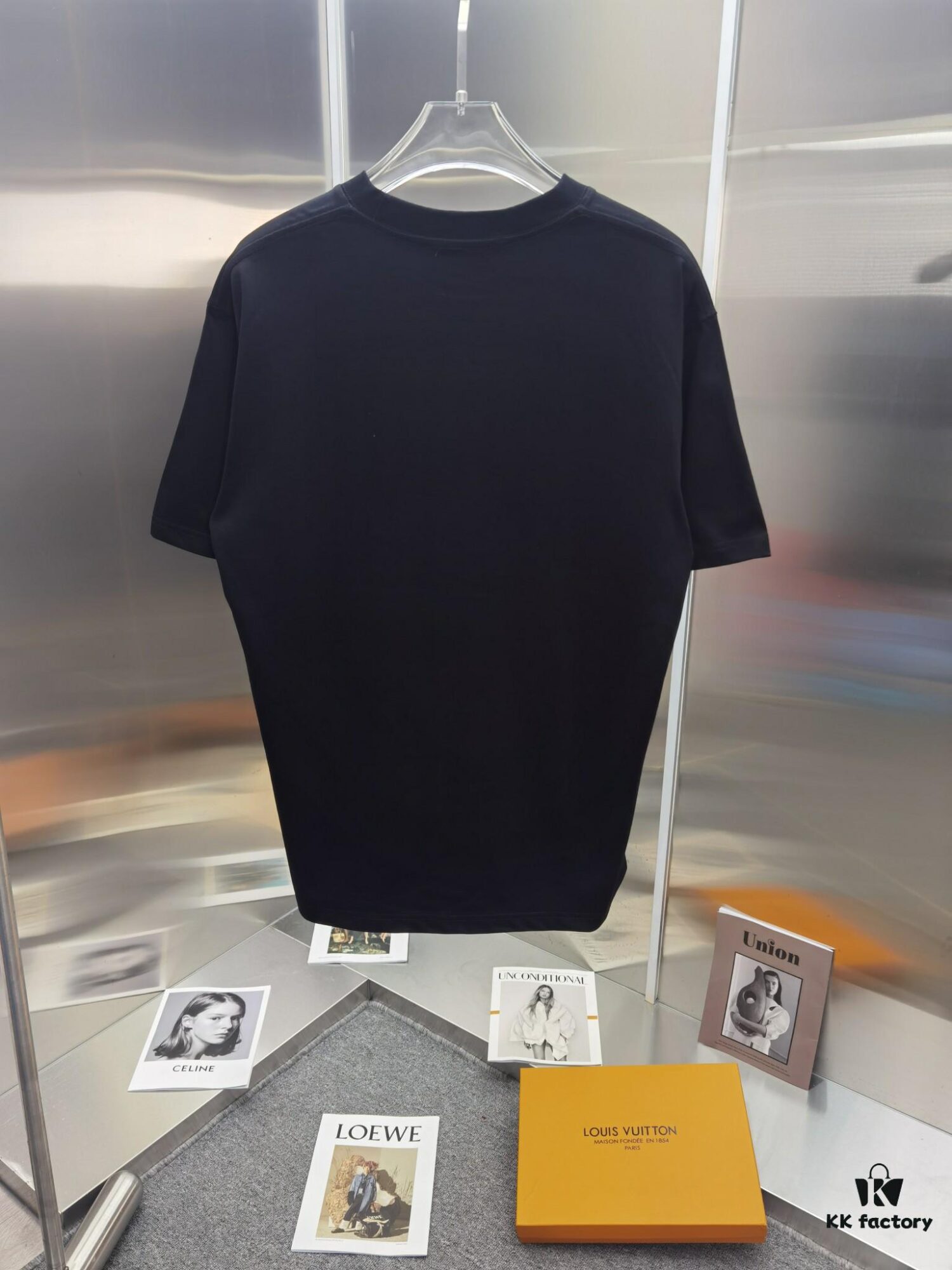 6931a0b0ccd8ab3d7af948a0 Loewe-Inspired Embroidered Short Sleeve T-Shirt (Premium Embroidery Version, Distinct from Standard Market Offerings)