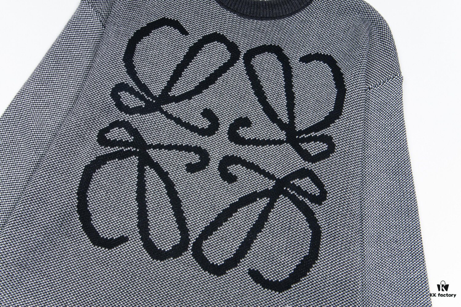6931a0b0ccd8ab3d7af948ad LOEWE Crew Neck Knit Sweater with Classic Chest Logo Unisex Casual Pullover