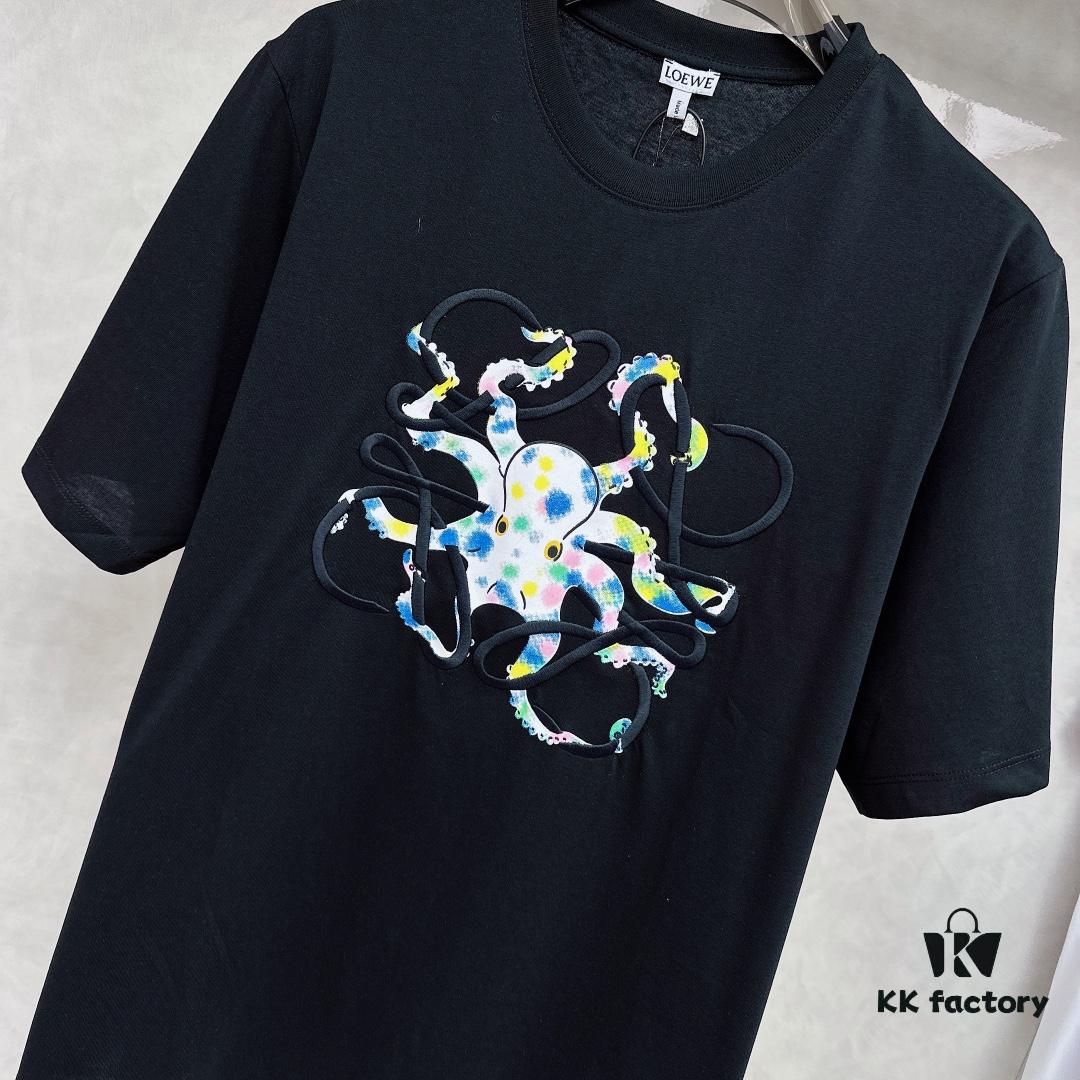 6931a0b4ccd8ab3d7af948fc LOEWE Octopus Embroidered Short Sleeve T-Shirt