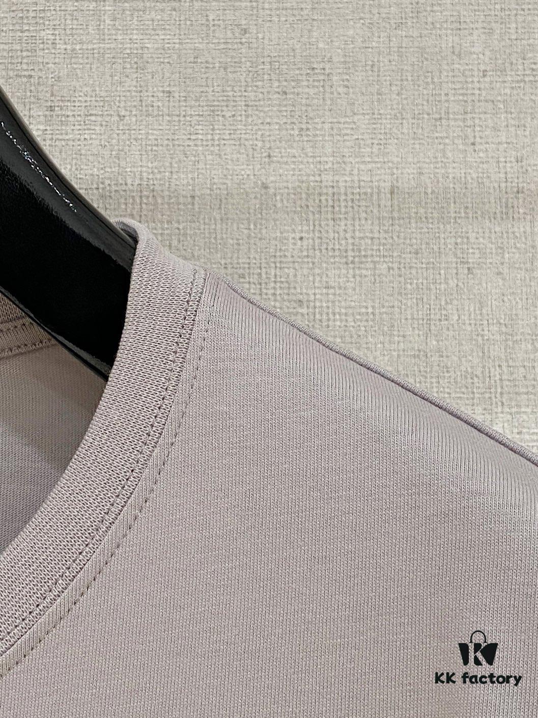 6931a0b6ccd8ab3d7af94918 Loewe 2025 New Arrival Short Sleeve T-Shirt, Stylish and Minimalist Design with Embroidered Logo on Chest, Cotton Fabric for Comfort and Structure
