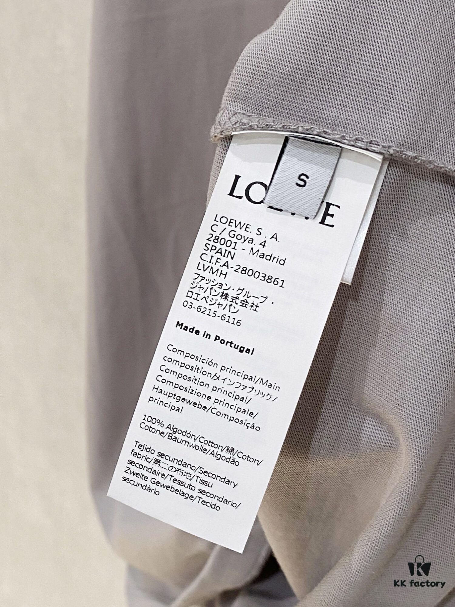 6931a0b6ccd8ab3d7af9491b Loewe 2025 New Arrival Short Sleeve T-Shirt, Stylish and Minimalist Design with Embroidered Logo on Chest, Cotton Fabric for Comfort and Structure