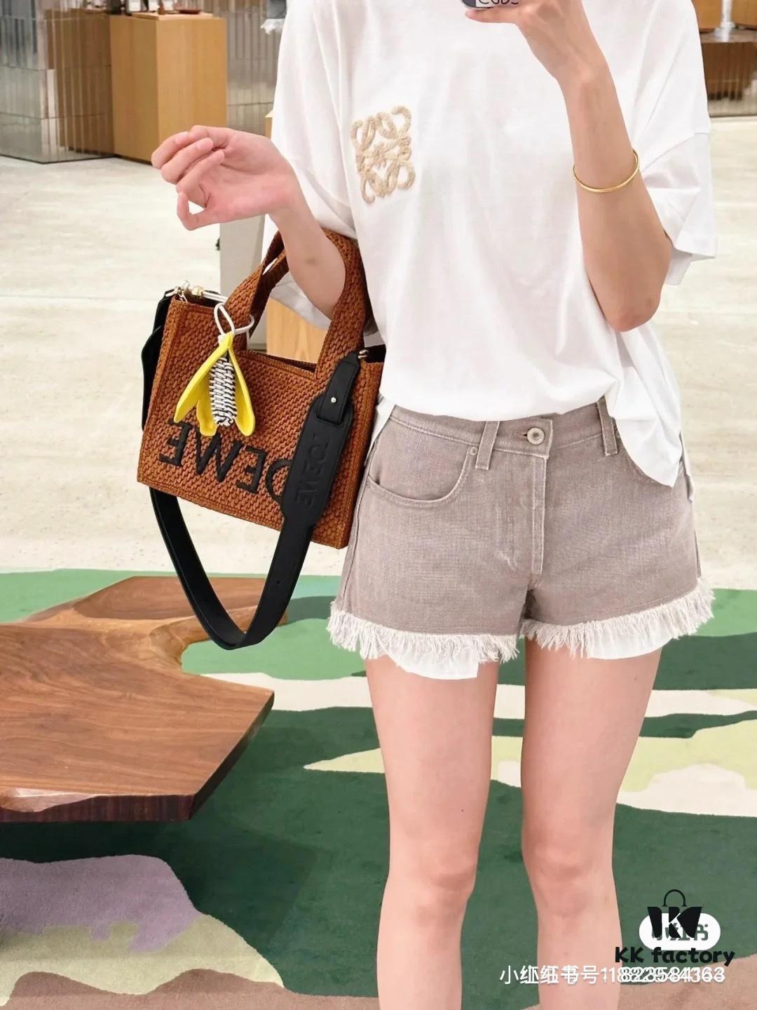 6931a0bbccd8ab3d7af94984 LOEWE Towel Embroidery Short Sleeve T-Shirt