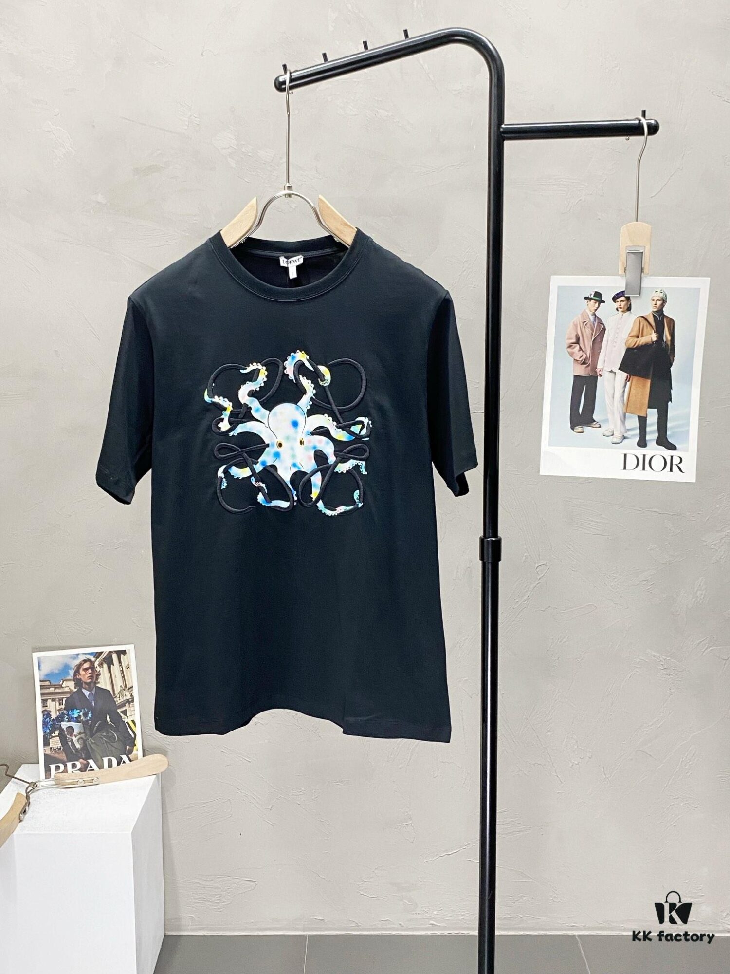 6931a0ceccd8ab3d7af94b01 Loewe Men's Casual Short-Sleeve T-Shirt, Exclusive New Arrival, Original Order, High-End Custom Version, Fashionable and Versatile Bestseller, Imported Fabric, Ultra-Soft and Smooth Touch, Skin-Friendly and Comfortable Wear