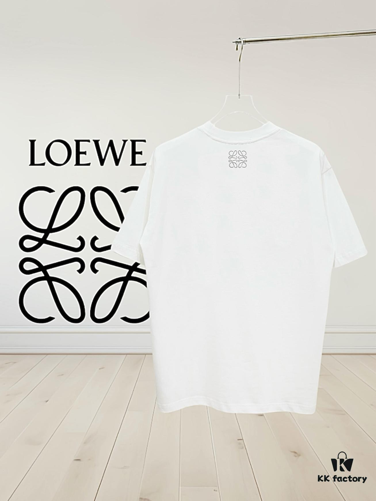 6931a0cfccd8ab3d7af94b27 High-Quality Loewe 25SS Spring/Summer Collection Loewe x Suna Fujita Collaboration Embroidered Round-Neck Short-Sleeve T-Shirt with Contrast Logo and Cartoon Rabbit Design