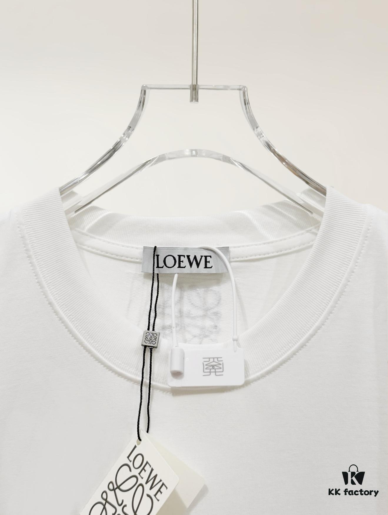 6931a0cfccd8ab3d7af94b28 High-Quality Loewe 25SS Spring/Summer Collection Loewe x Suna Fujita Collaboration Embroidered Round-Neck Short-Sleeve T-Shirt with Contrast Logo and Cartoon Rabbit Design