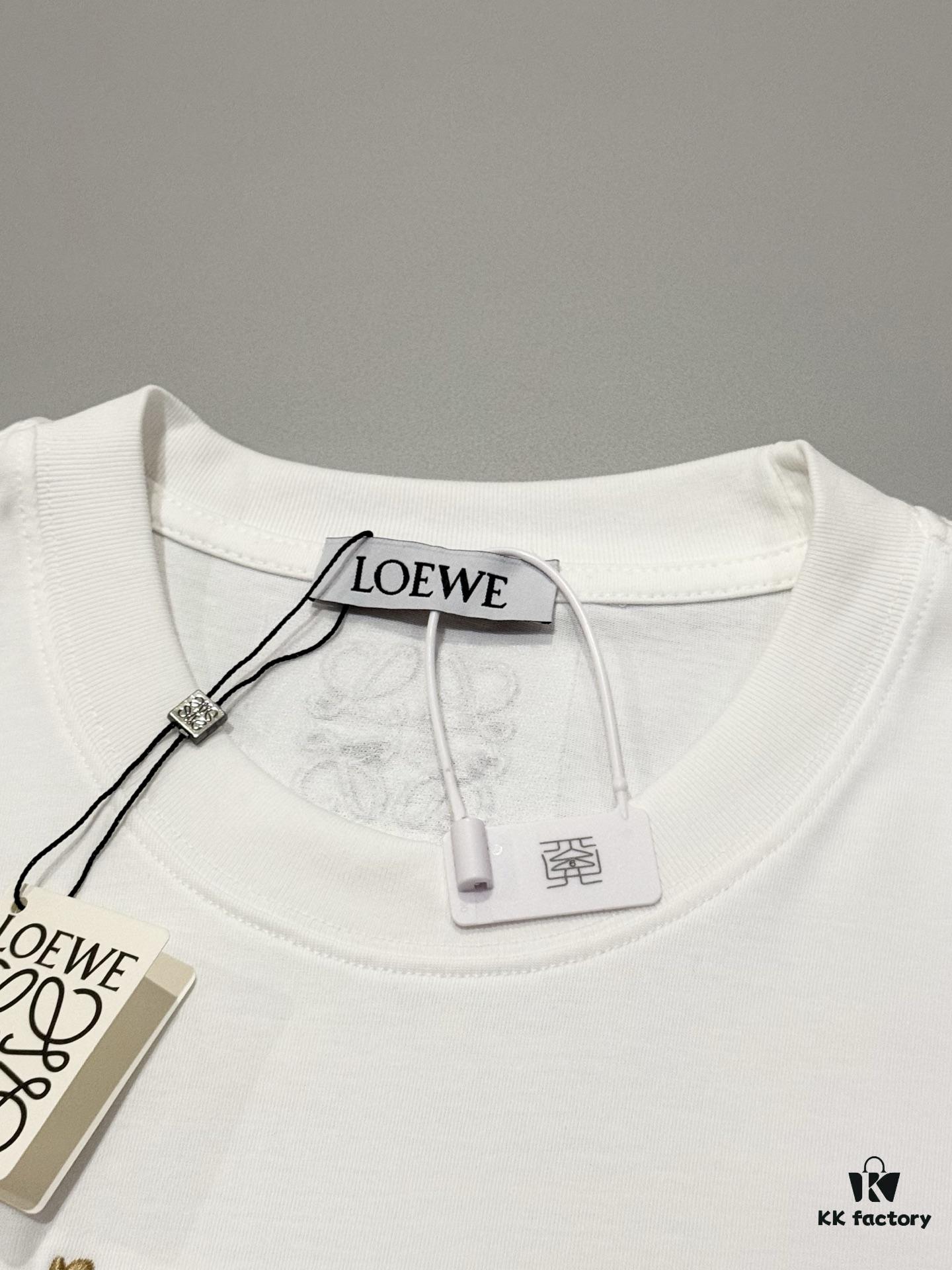 6931a0d0ccd8ab3d7af94b31 High-Quality Loewe 25SS Spring/Summer Collection Loewe x Suna Fujita Collaborative Series Embroidered Round-Neck Short-Sleeve T-Shirt with Contrast Color Logo and Cartoon Rabbit Motif