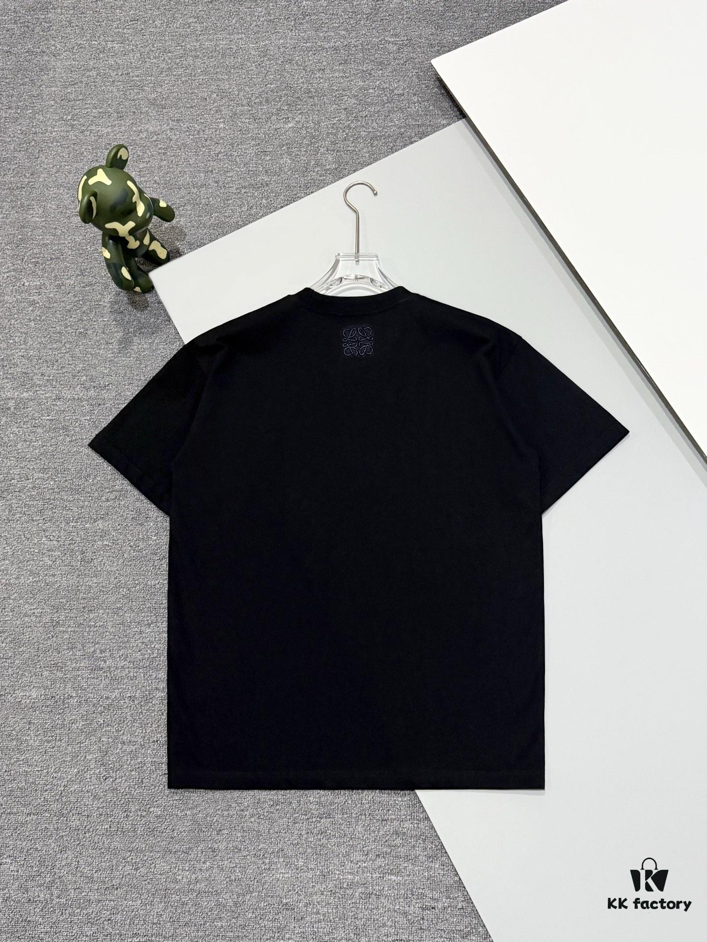 6931a0d1ccd8ab3d7af94b42 High-Quality Loewe 25SS Spring/Summer Collection Loewe x Suna Fujita Collaboration Heavy Embroidered Round-Neck Short-Sleeve T-Shirt with Contrast Logo and Cartoon Rabbit Design