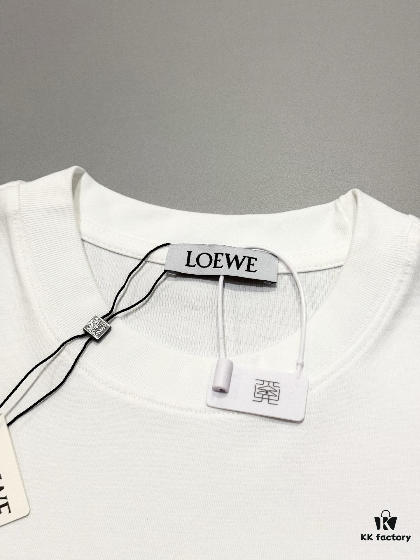6931a0d2ccd8ab3d7af94b55 High-Quality Loewe 25SS Spring/Summer New Embroidered Logo Crew Neck Short Sleeve T-Shirt, Original Fabric, Celebrity-Inspired Design with Premium Spray-Painted 3D Embroidery, Front and Back Prints, 32-Single 280g Combed Pure Cotton Material, Extremely Comfortable Feel, Stylish Unisex Tee, Three Labels Complete, Not Ordinary Market Version